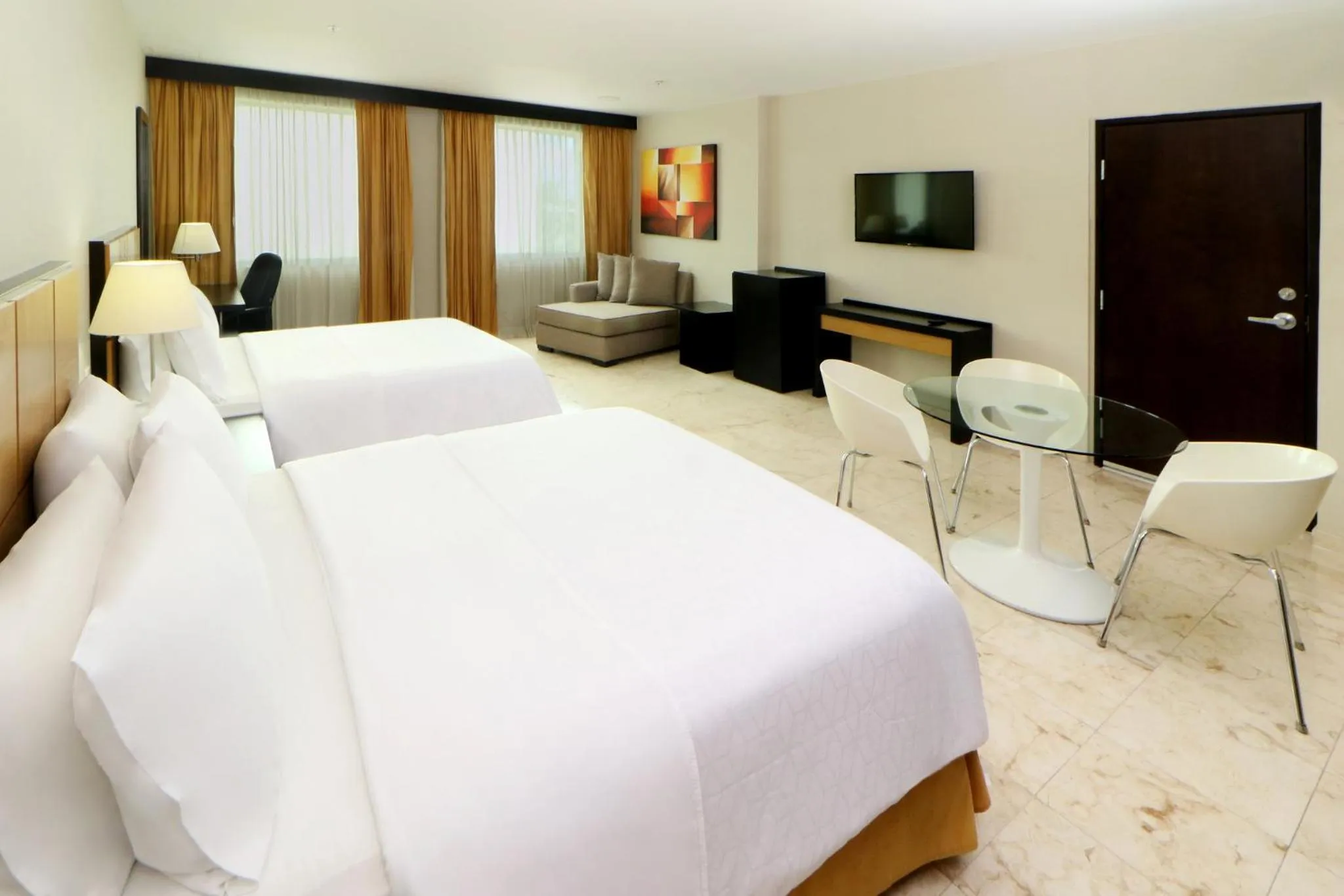 Photo of the whole room, Bed in Holiday Inn Express Ciudad Del Carmen by IHG