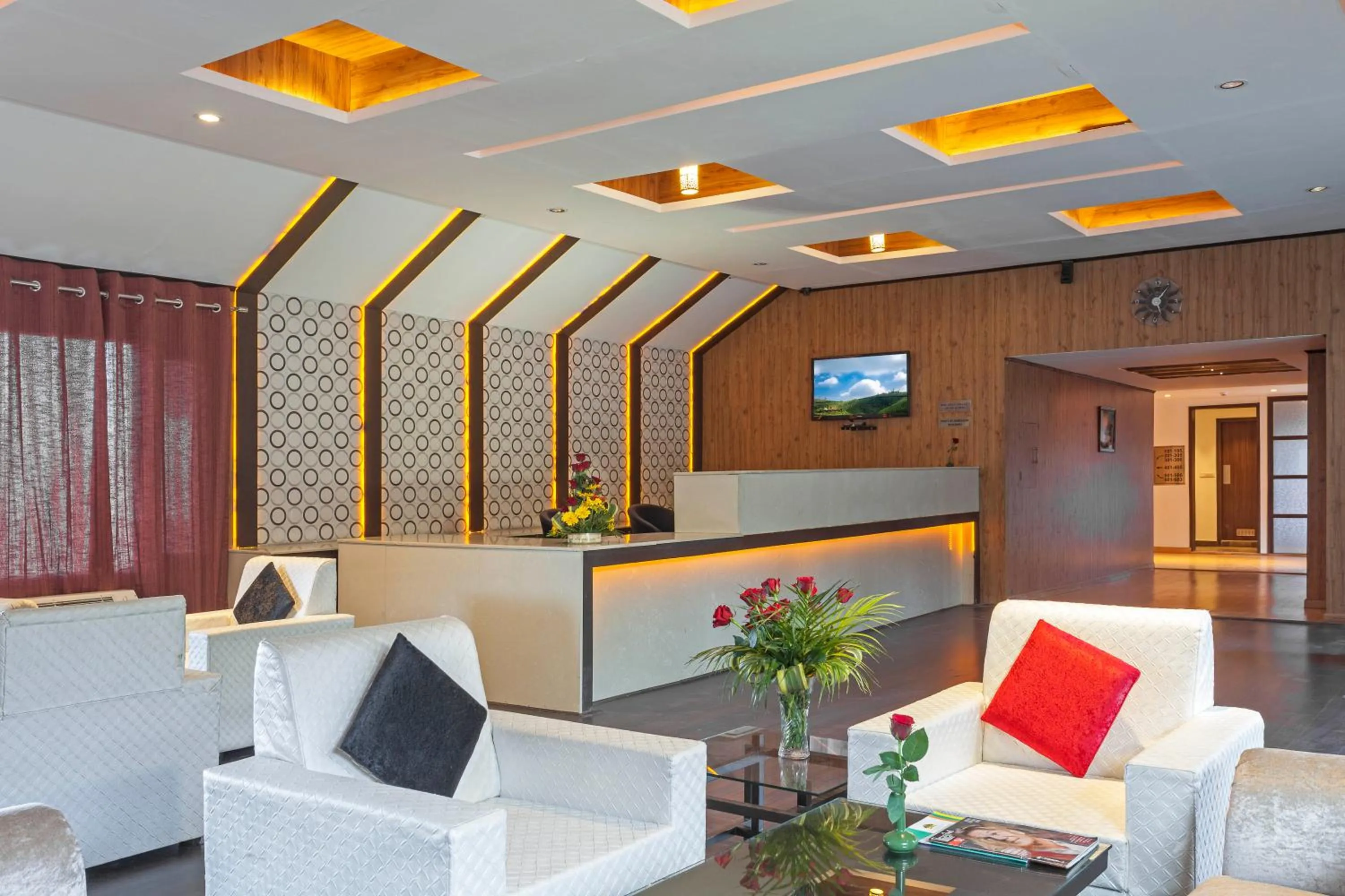 Lobby or reception in Sterling Kufri