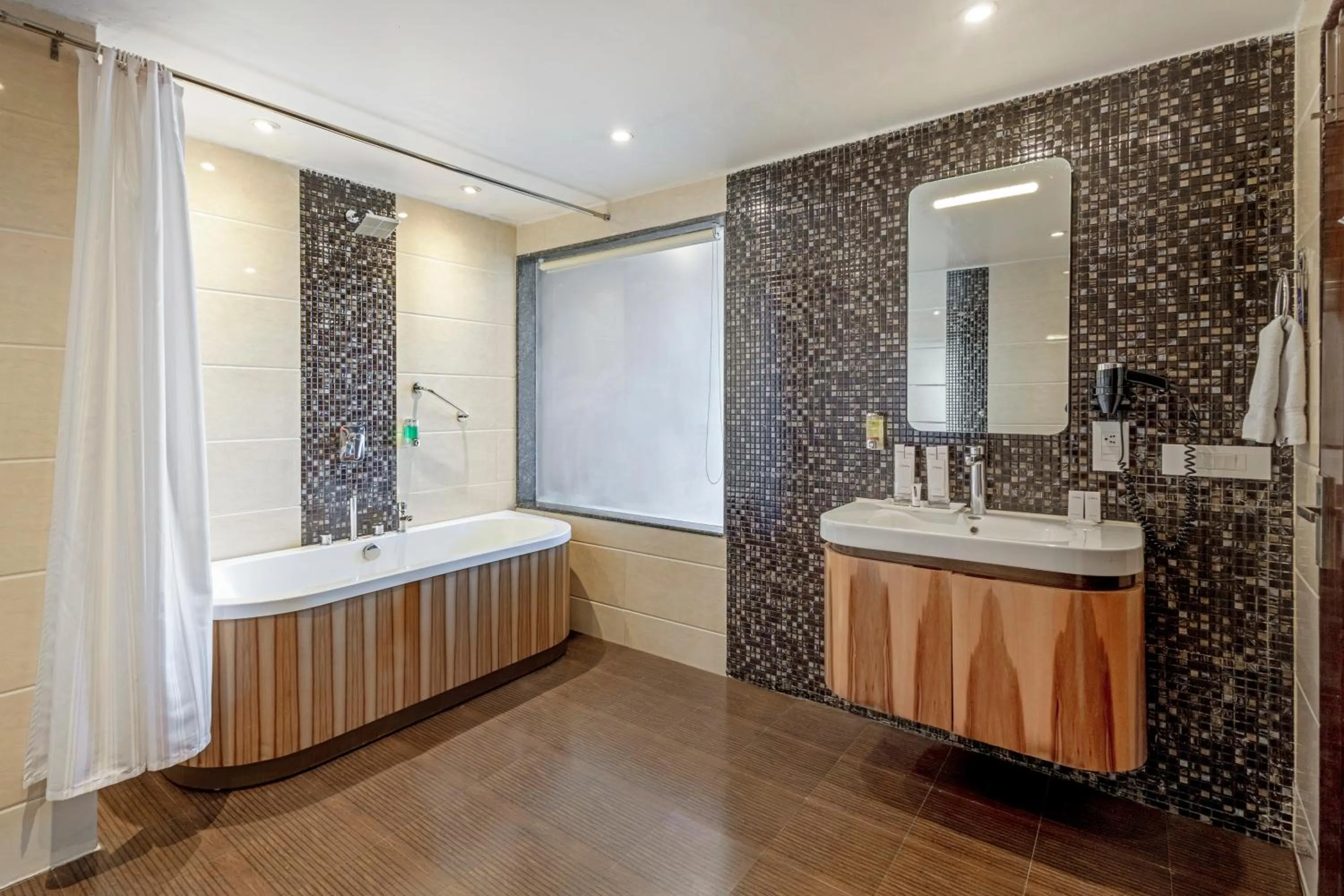 Bathroom in Sterling Kufri