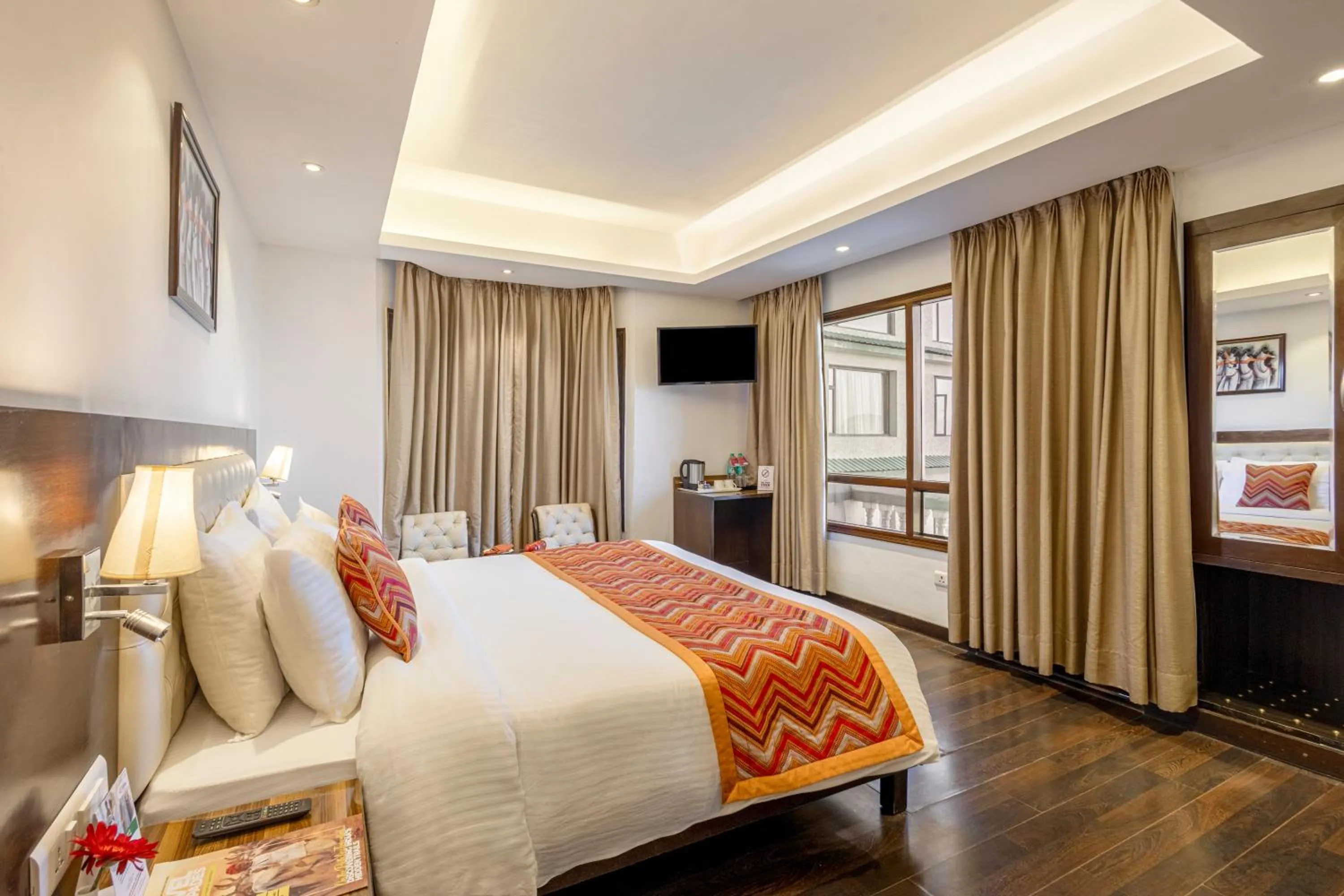 Bedroom, Bed in Sterling Kufri