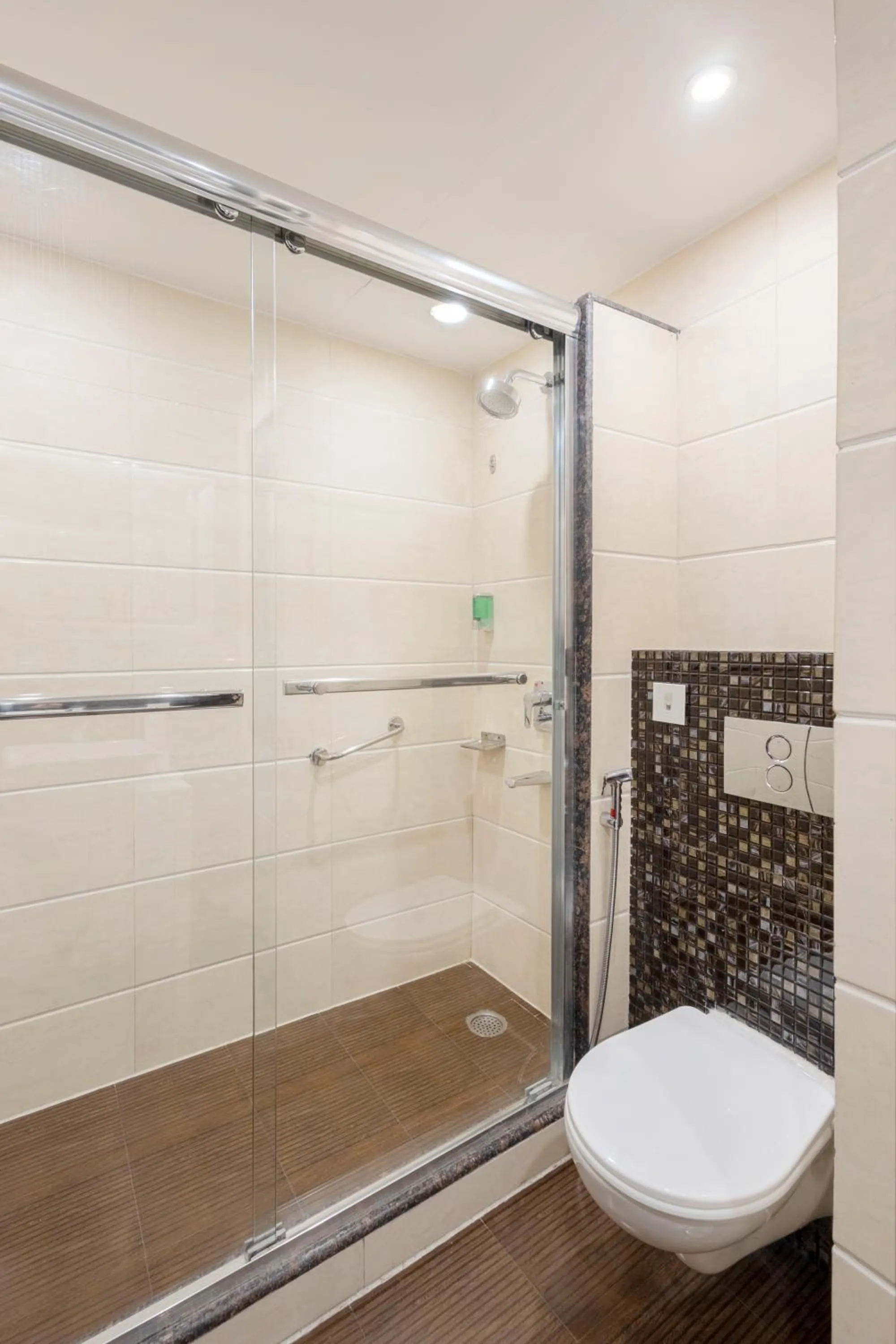 Bathroom in Sterling Kufri