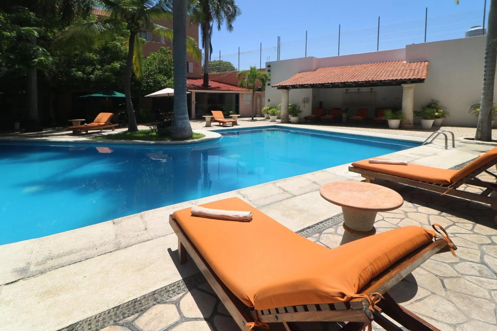 Swimming pool in Holiday Inn Ciudad Del Carmen by IHG