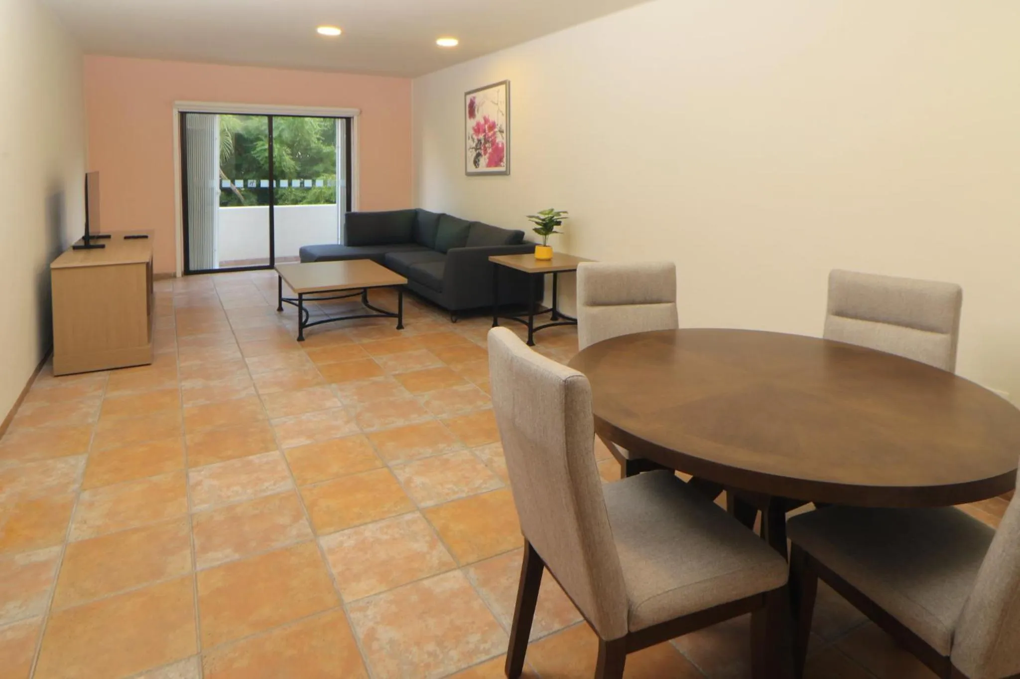 Photo of the whole room in Holiday Inn Ciudad Del Carmen by IHG