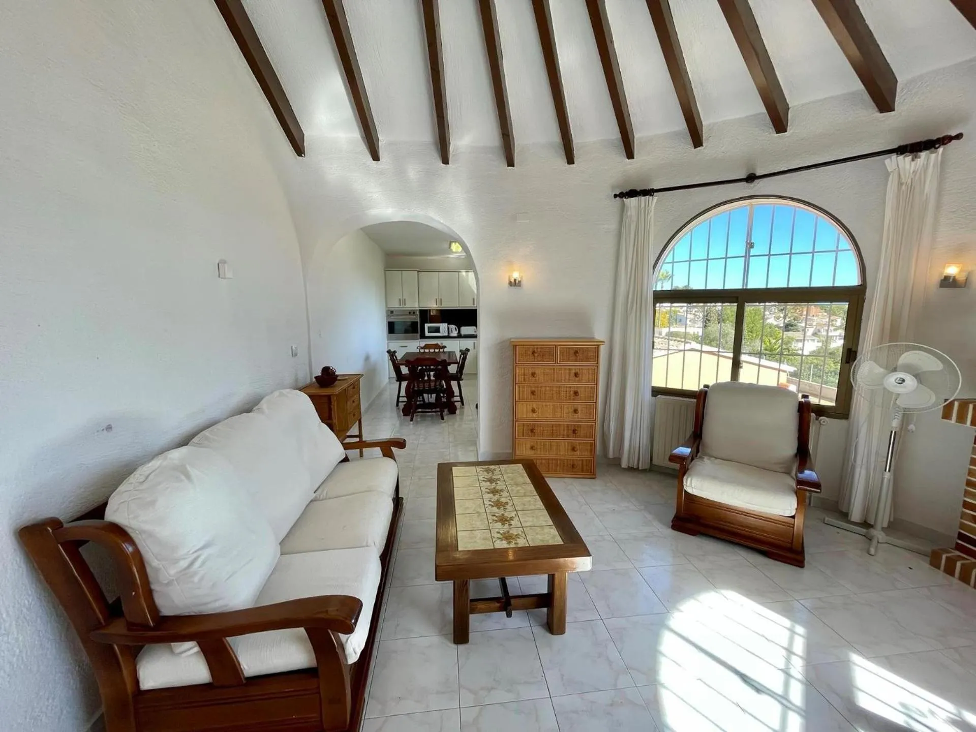 Kitchen or kitchenette in Villa June