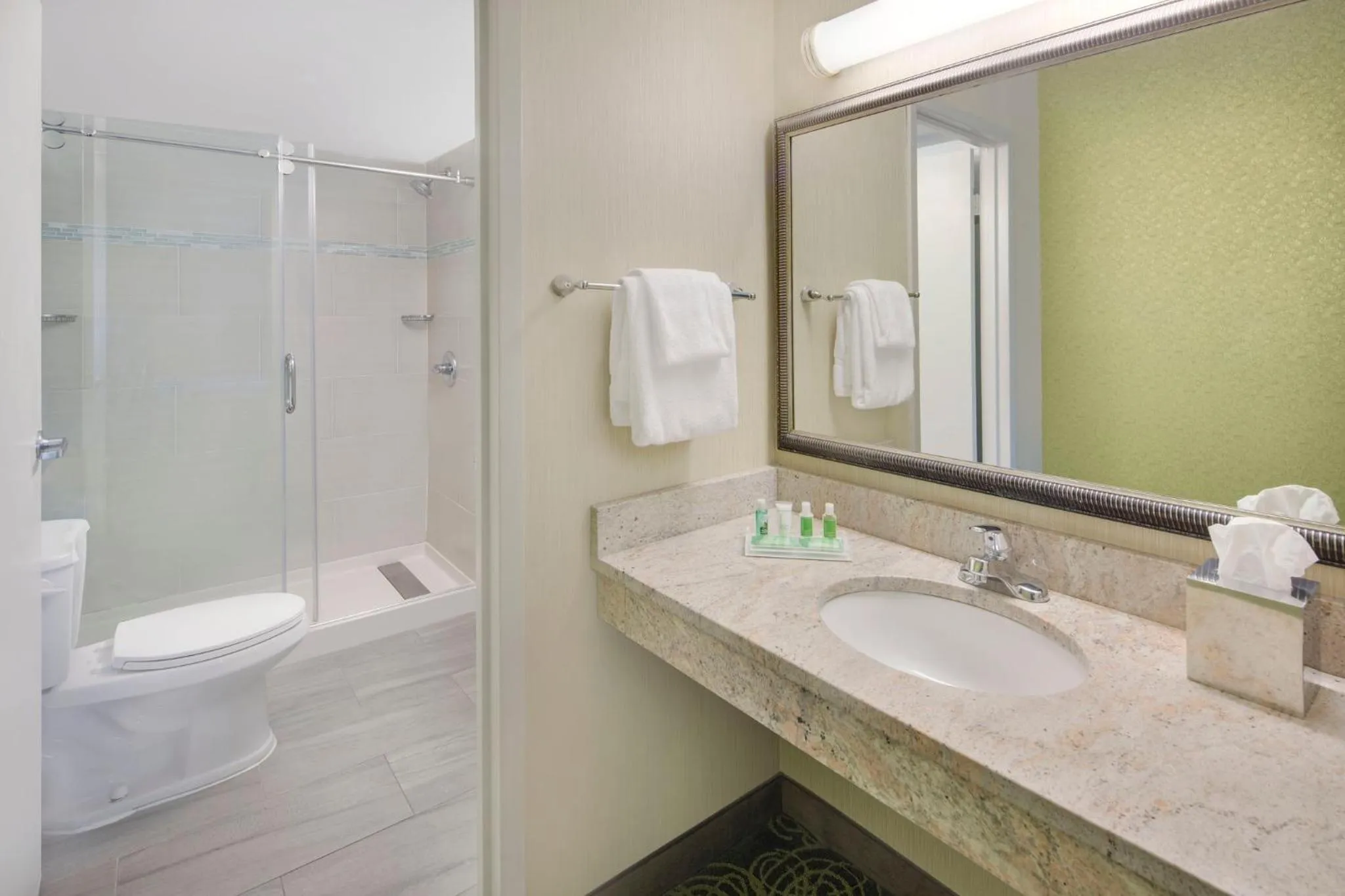 Photo of the whole room in Holiday Inn University Area Charlottesville by IHG