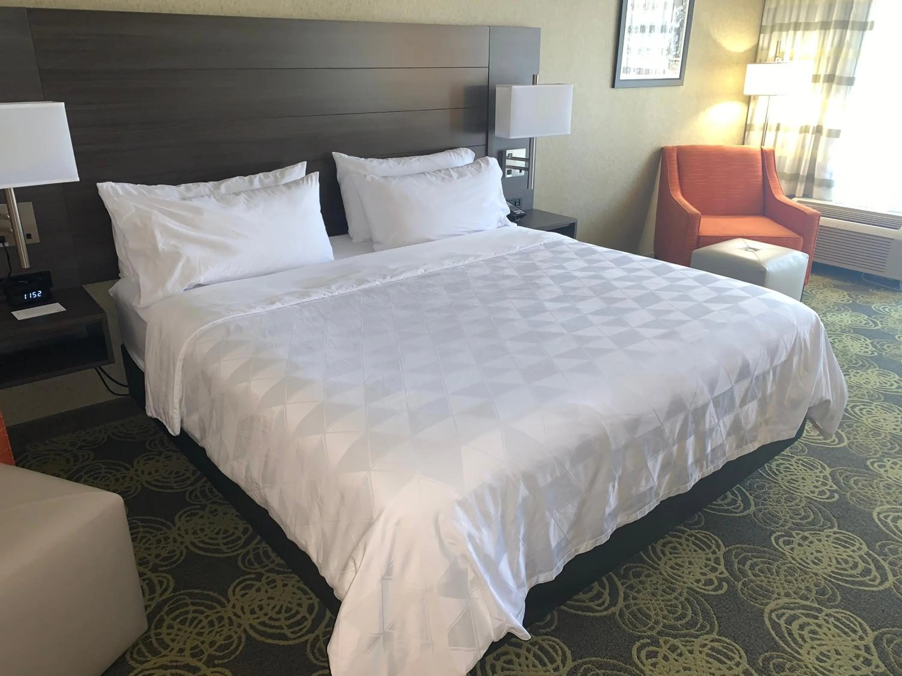 Bed in Holiday Inn University Area Charlottesville by IHG