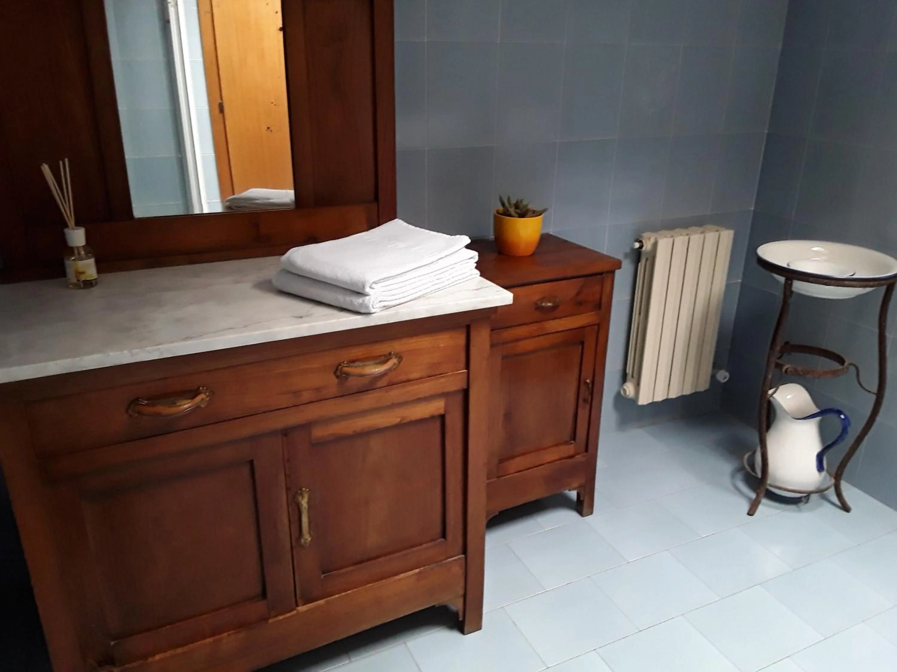 Bathroom in Camere Porto Vecchio con parcheggio a pochi passi dal castello