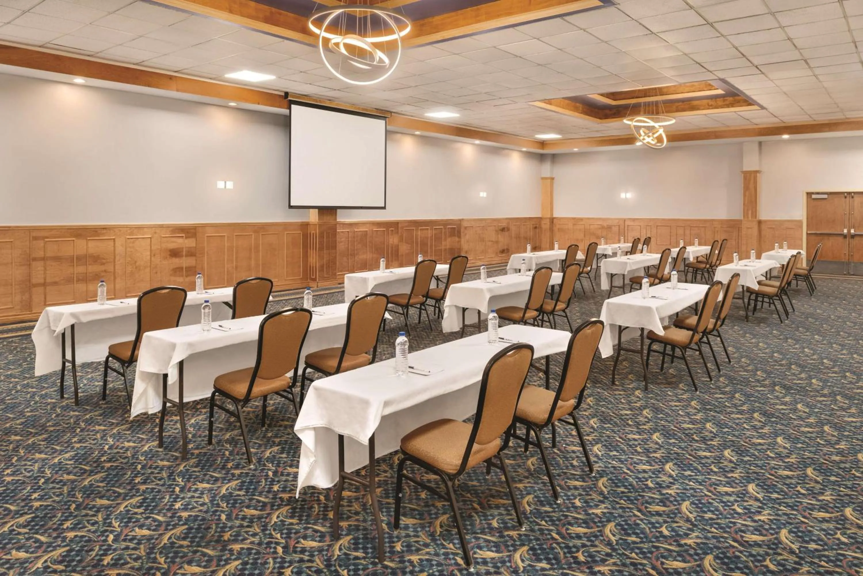 On site in Wyndham Garden Conference Center Champaign - Urbana