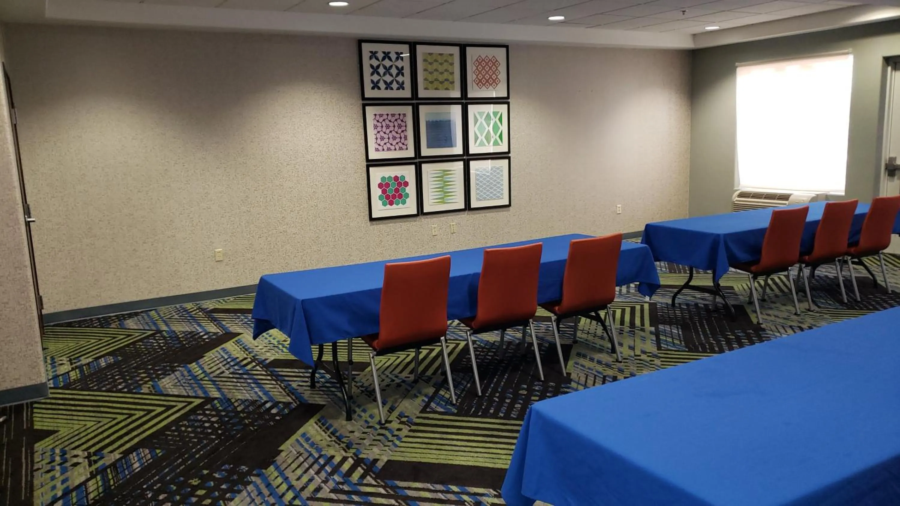 Meeting/conference room in Holiday Inn Express Hotel and Suites Weslaco by IHG