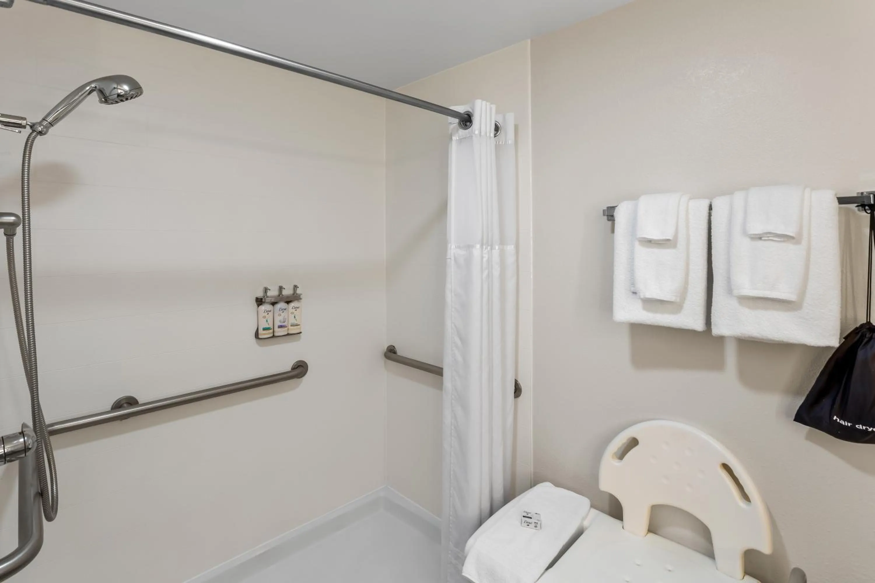Bathroom in Holiday Inn Express Hotel & Suites Charleston-Southridge by IHG