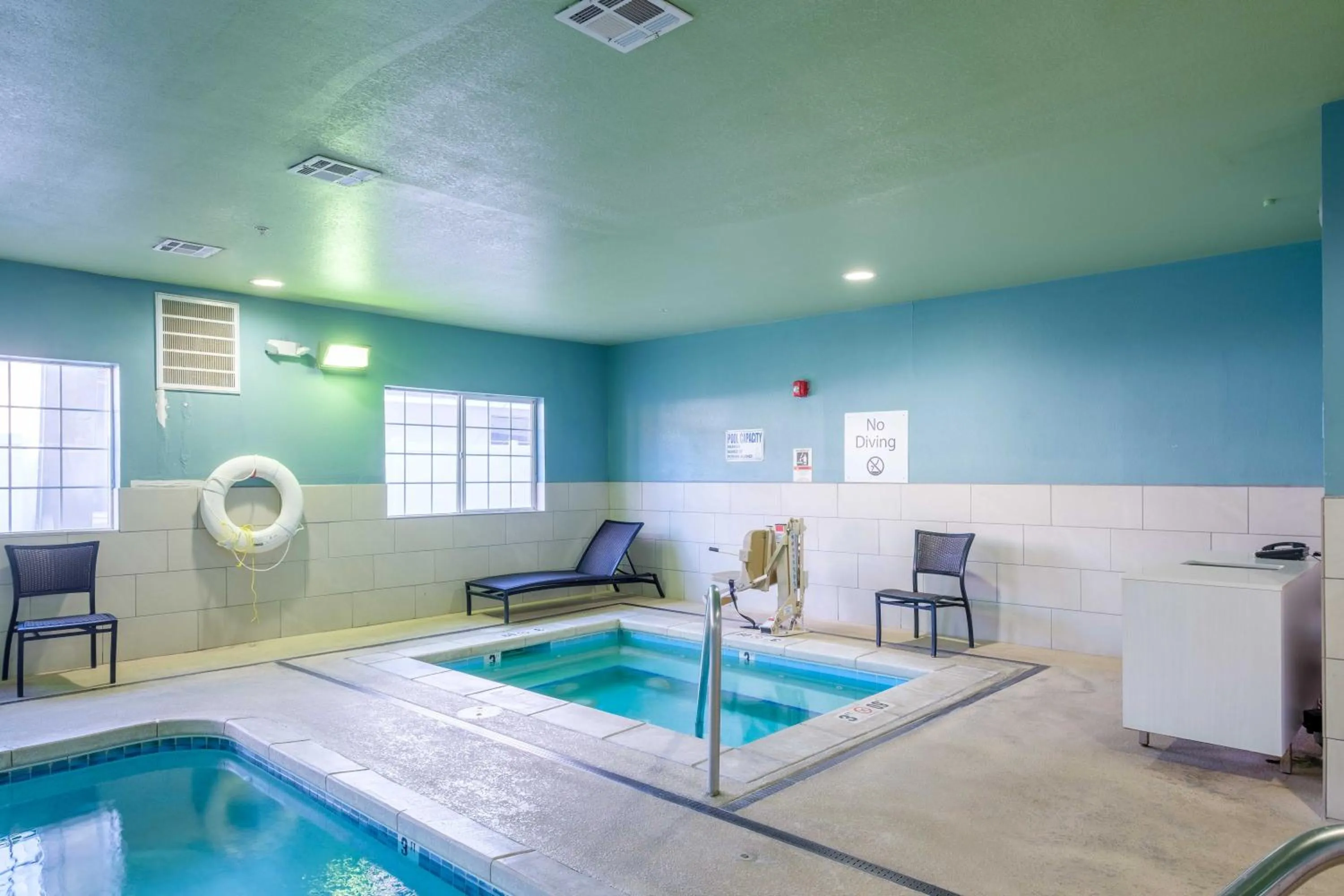  in Holiday Inn Express Hotel & Suites Carlsbad by IHG