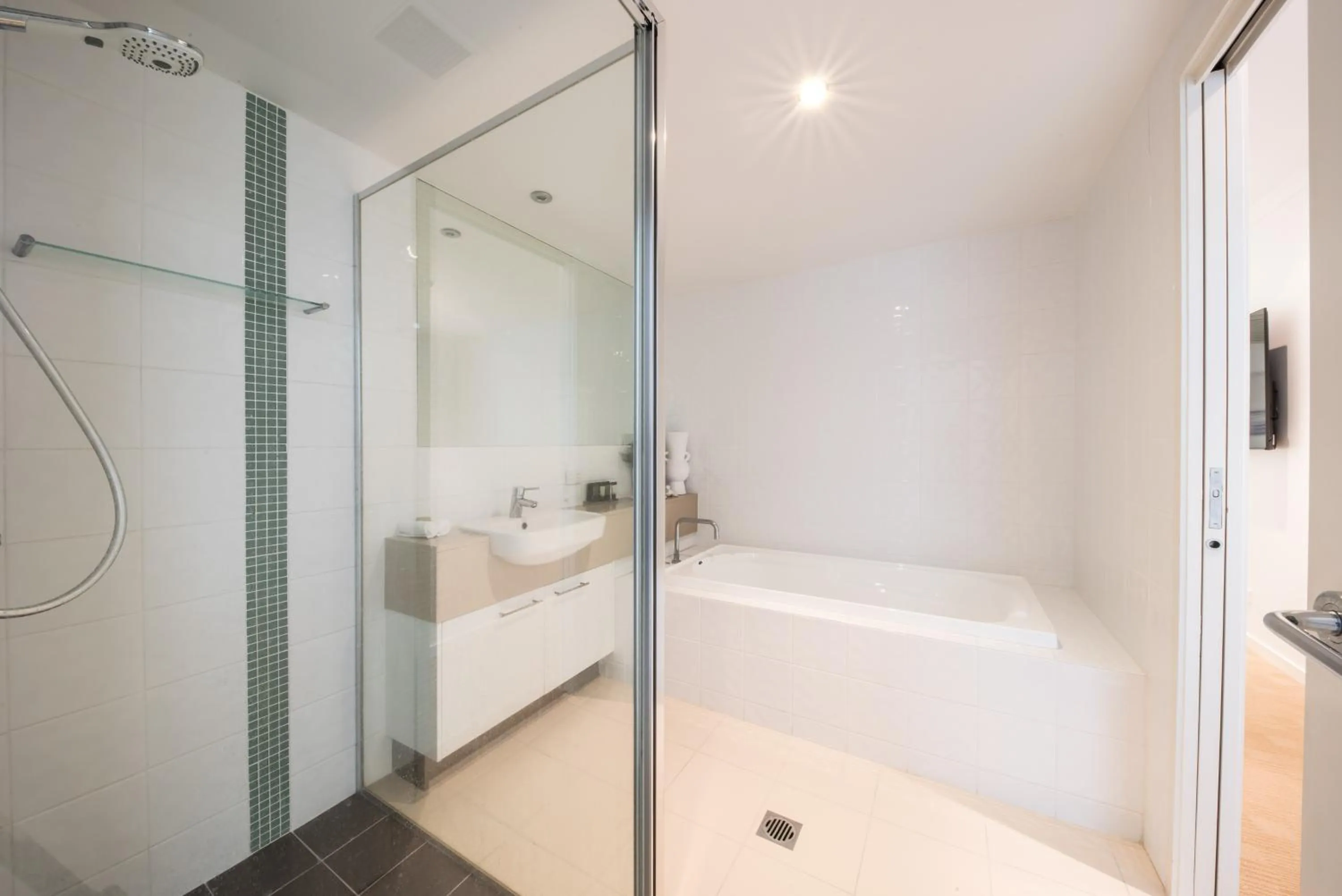 Shower in at Marina Shores