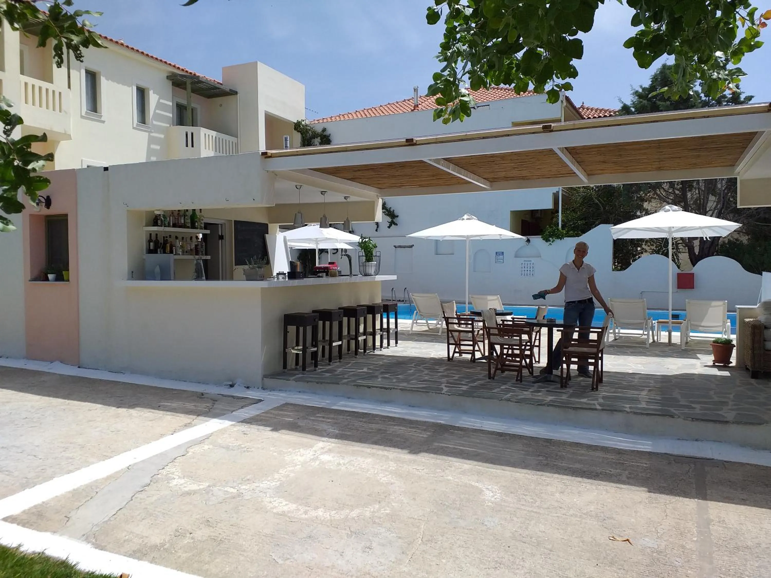 Restaurant/places to eat in Aphrodite Samos Suites