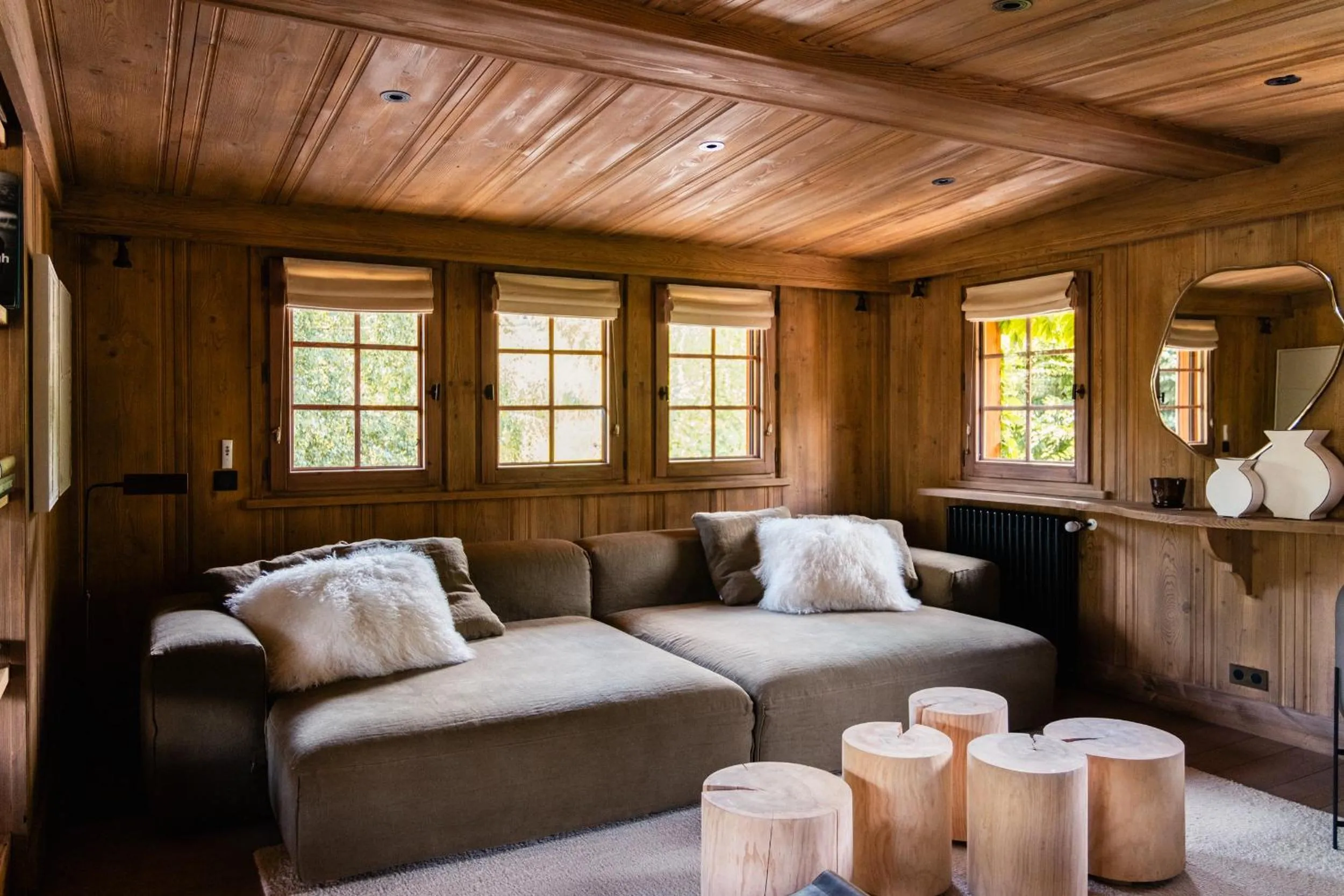 Photo of the whole room in L'Alpaga, a Beaumier hotel