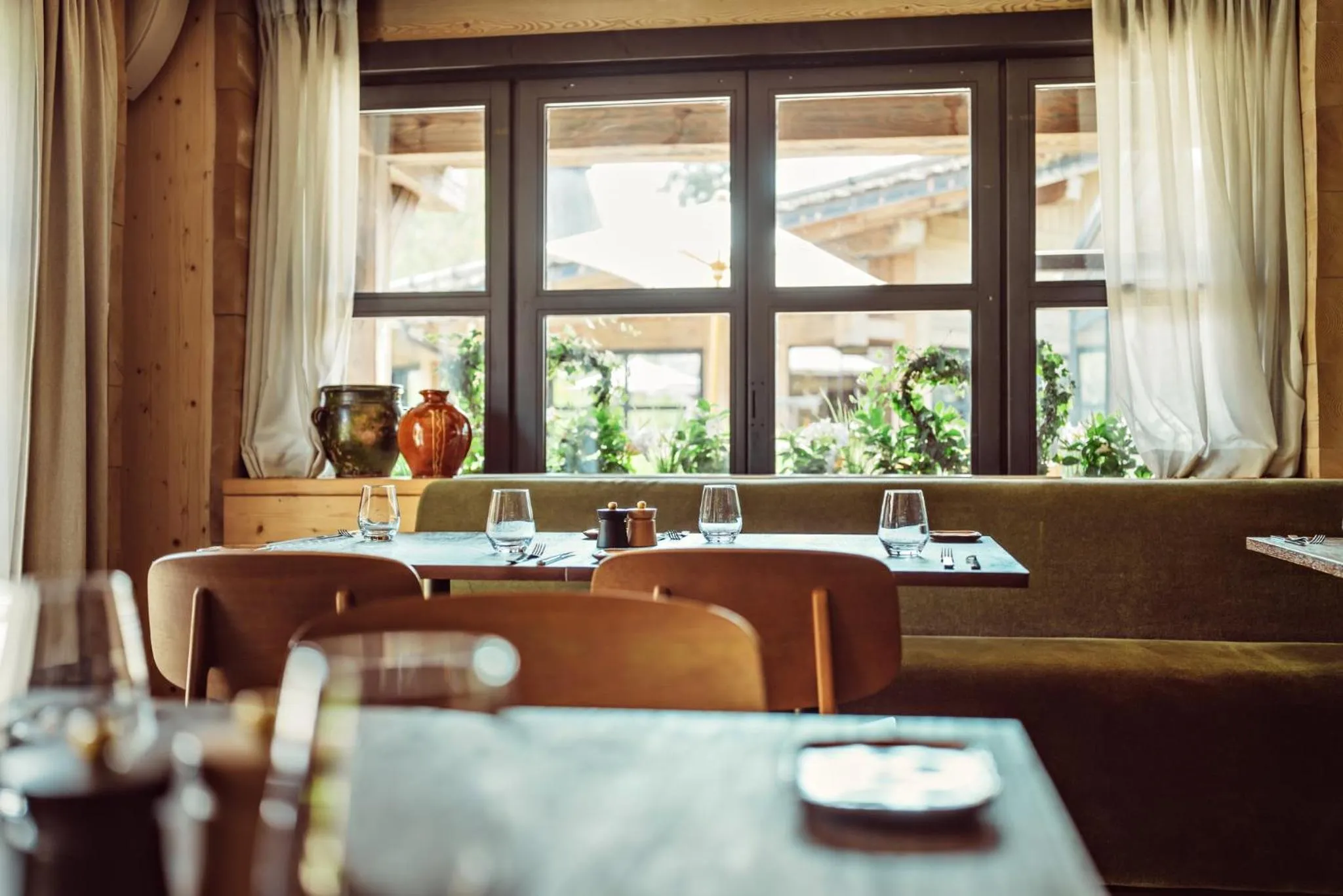 Restaurant/places to eat in L'Alpaga, a Beaumier hotel