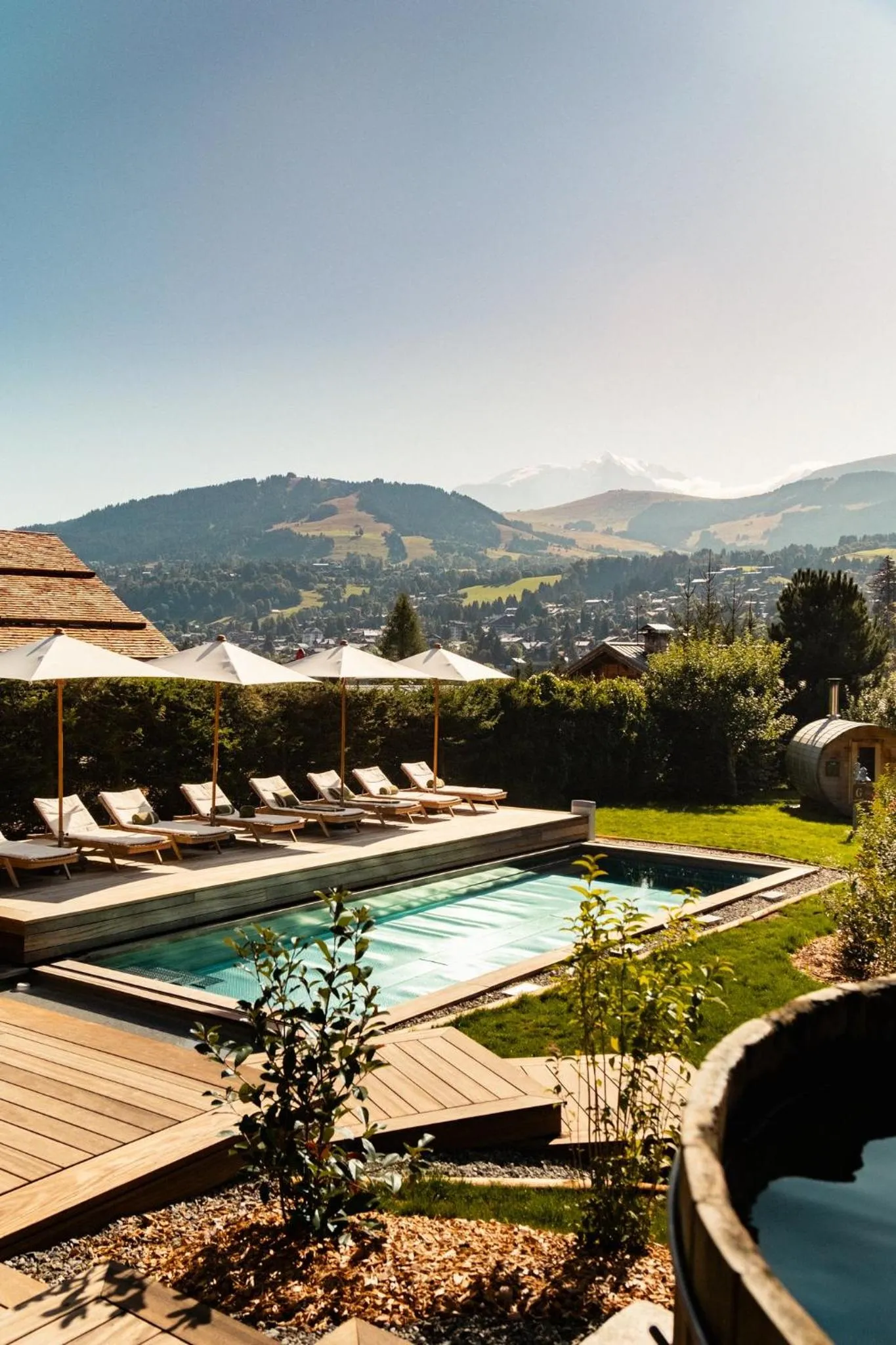 Swimming pool in L'Alpaga, a Beaumier hotel