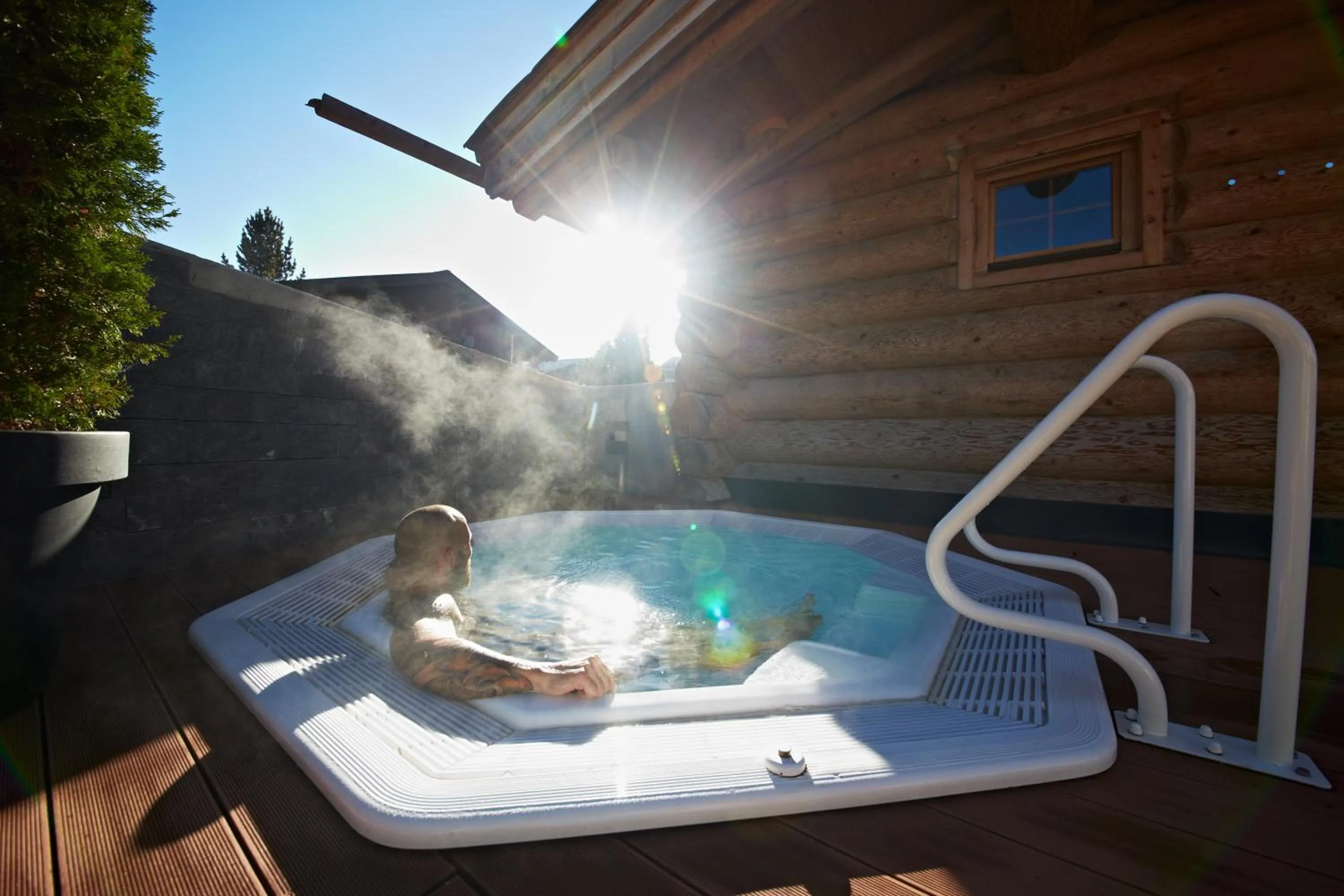 Hot Tub in Alpinresort ValSaa - Sport & Spa