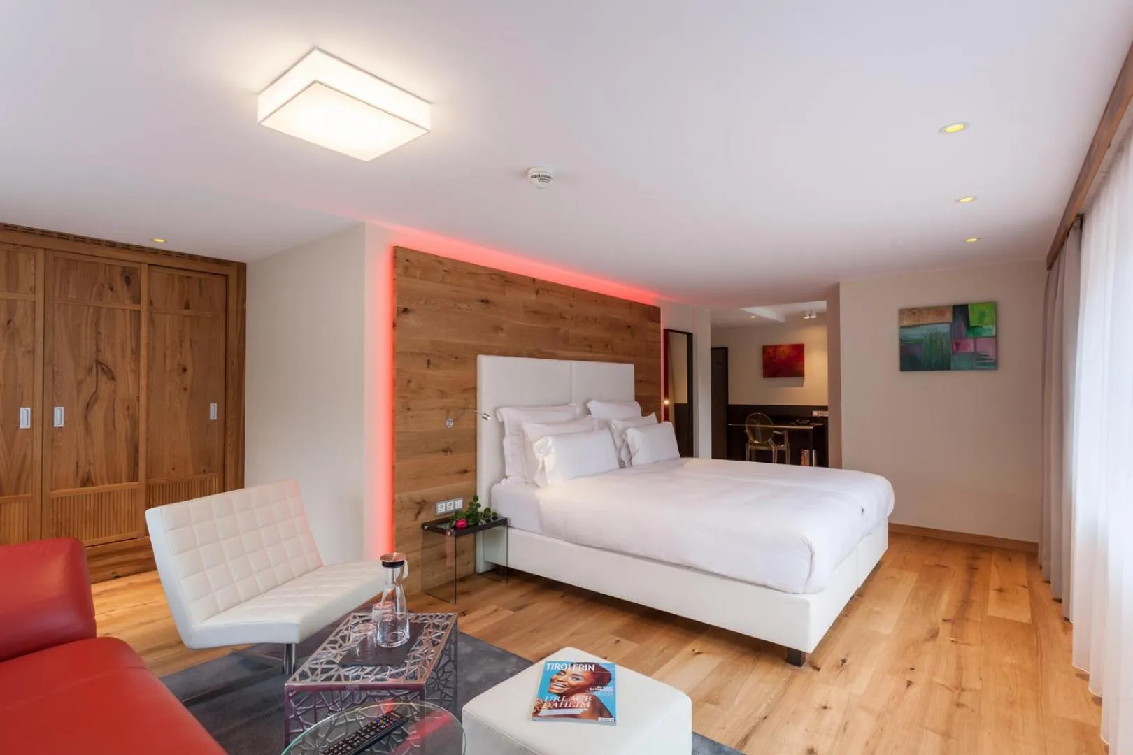 Photo of the whole room, Bed in Alpinresort ValSaa - Sport & Spa