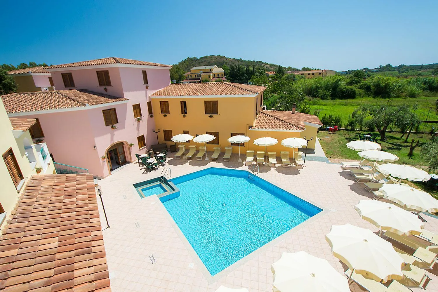 Pool view in Residence Cala Viola
