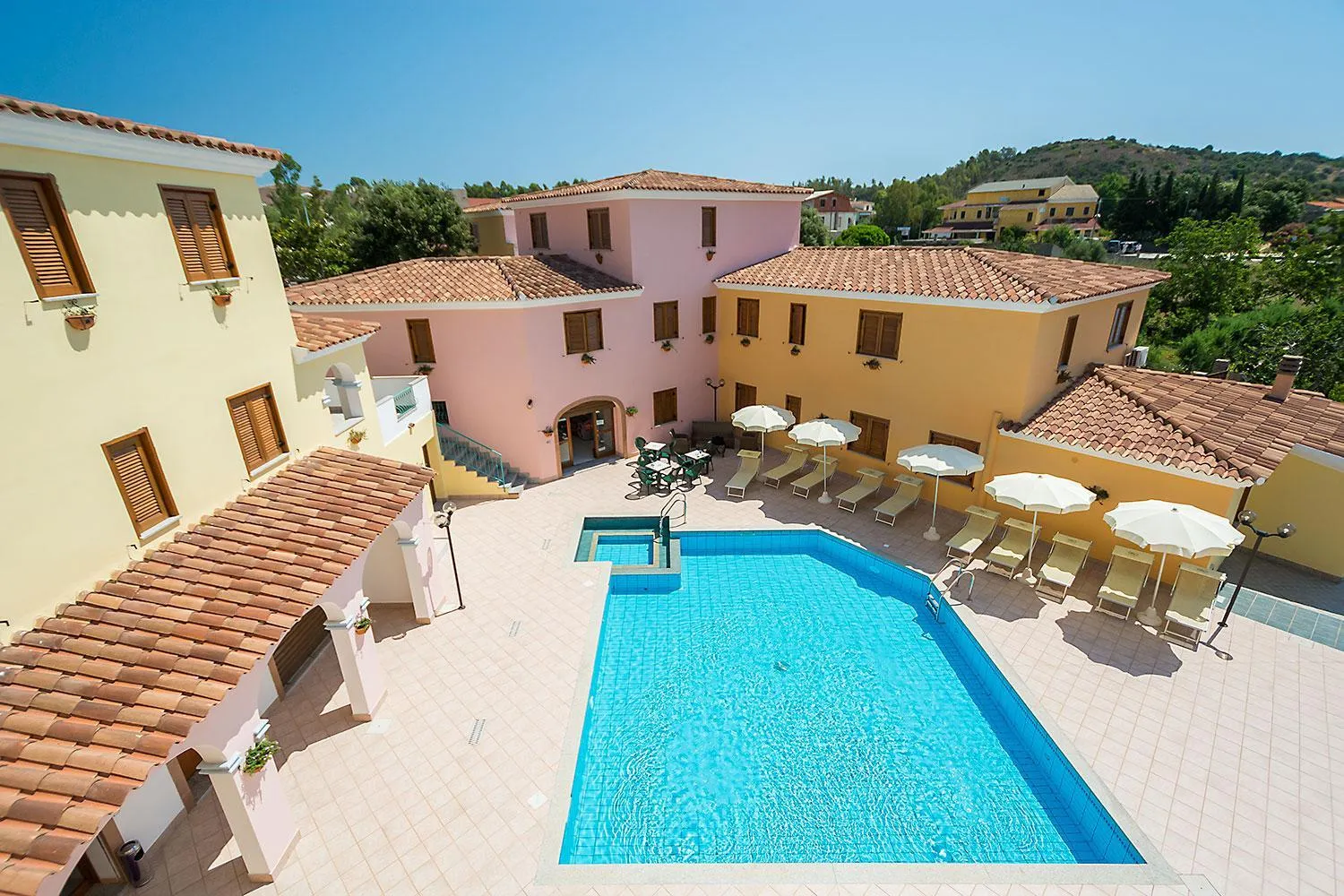 Pool view in Residence Cala Viola