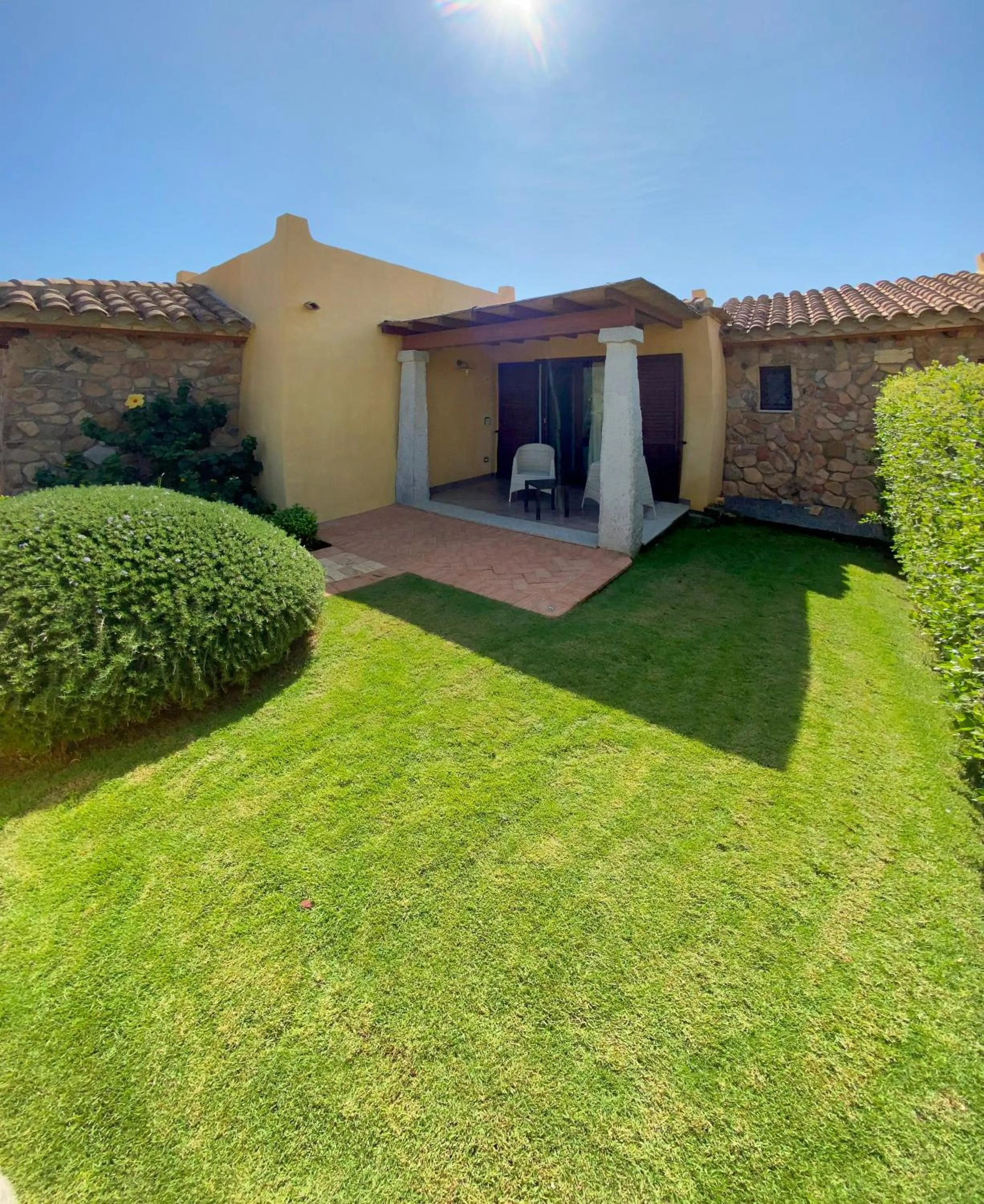 Garden in Le Anfore Hotel