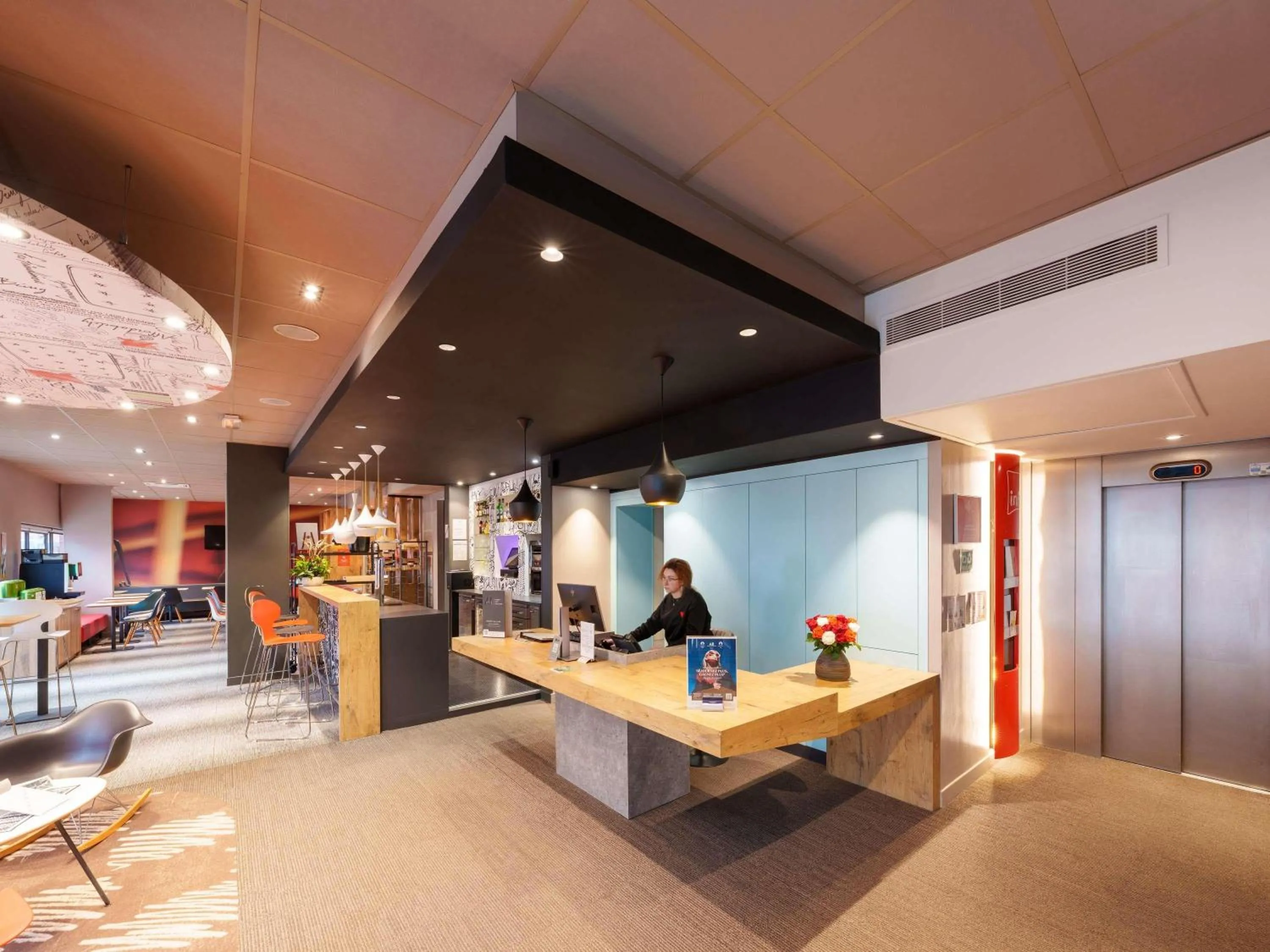 Property building in ibis Saint Quentin Basilique