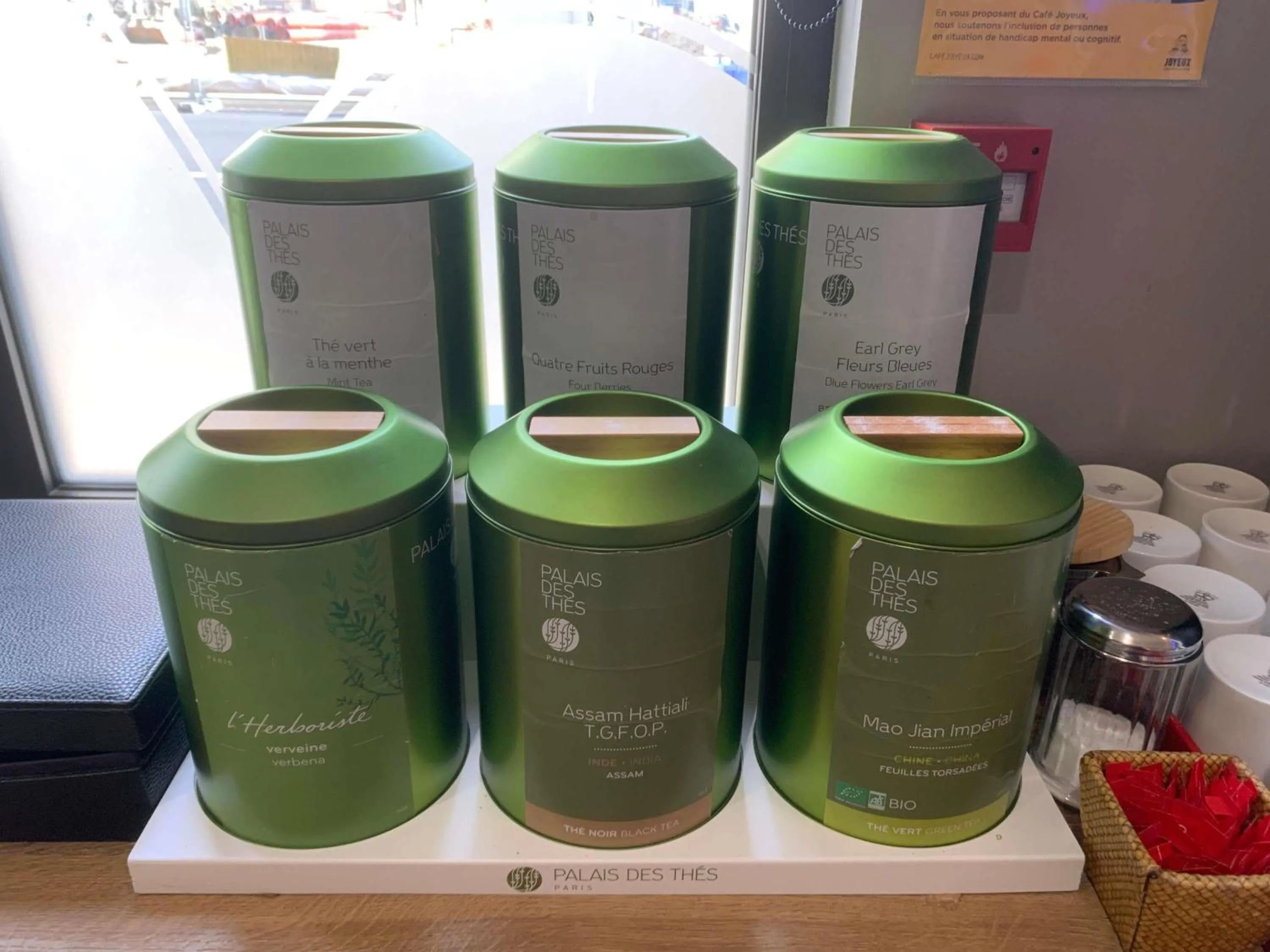 Breakfast in ibis Saint Quentin Basilique