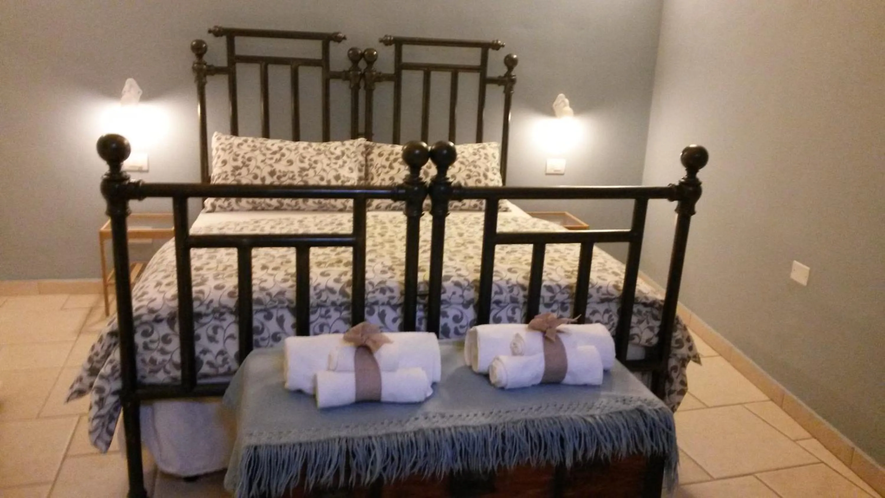 Bed in Donna Isabella