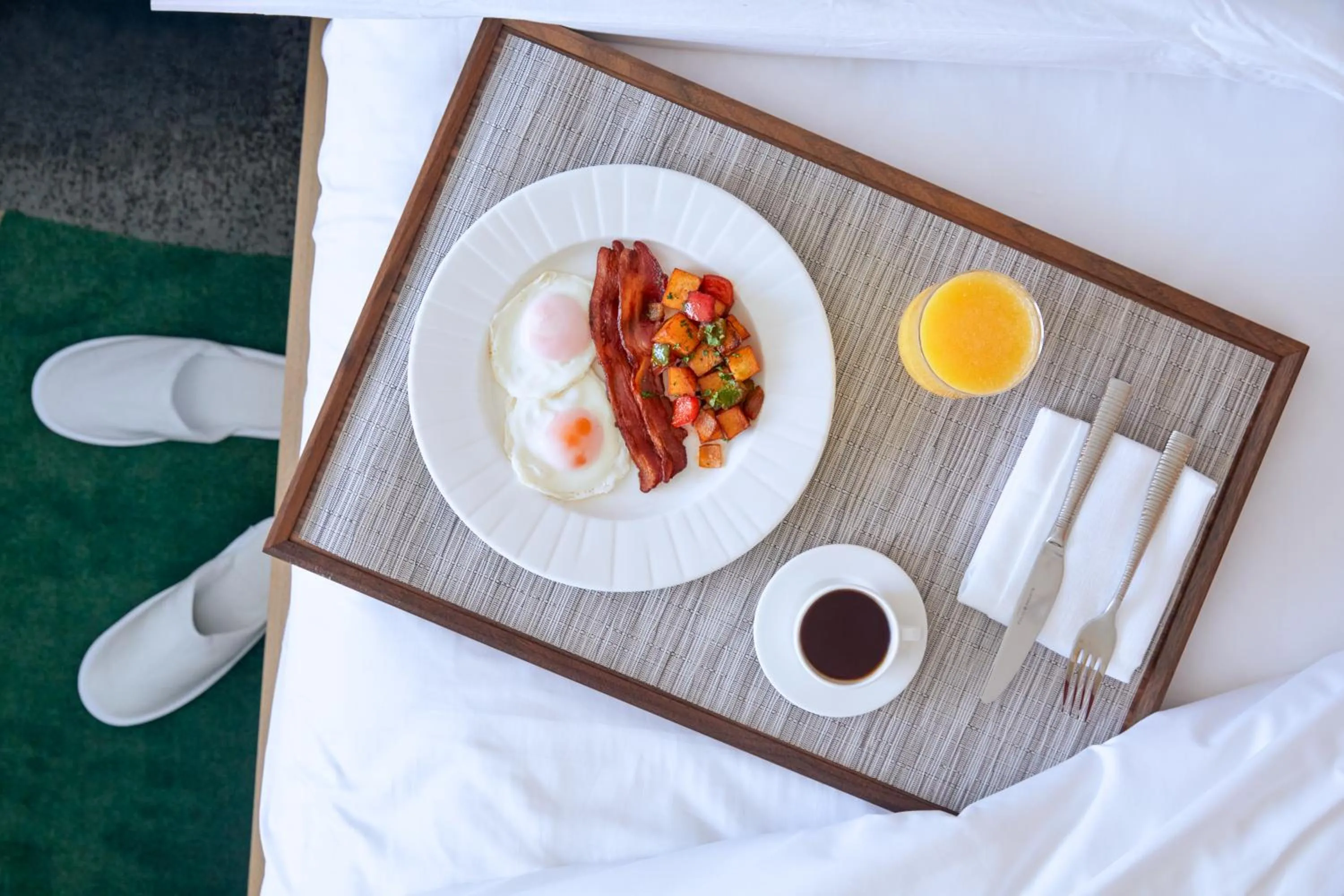 Bed in Pier Sixty-Six