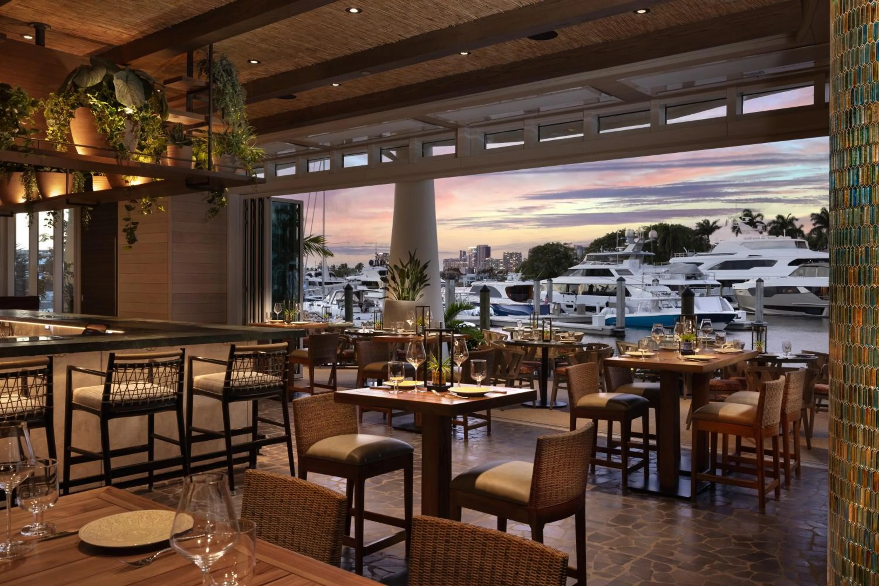 Restaurant/places to eat in Pier Sixty-Six