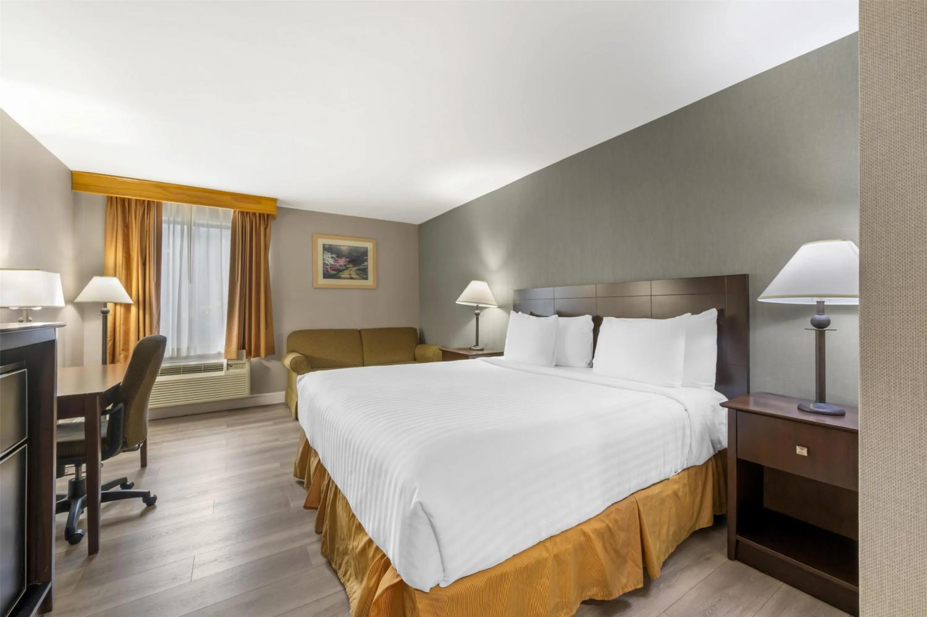 Bedroom, Bed in Best Western Manassas