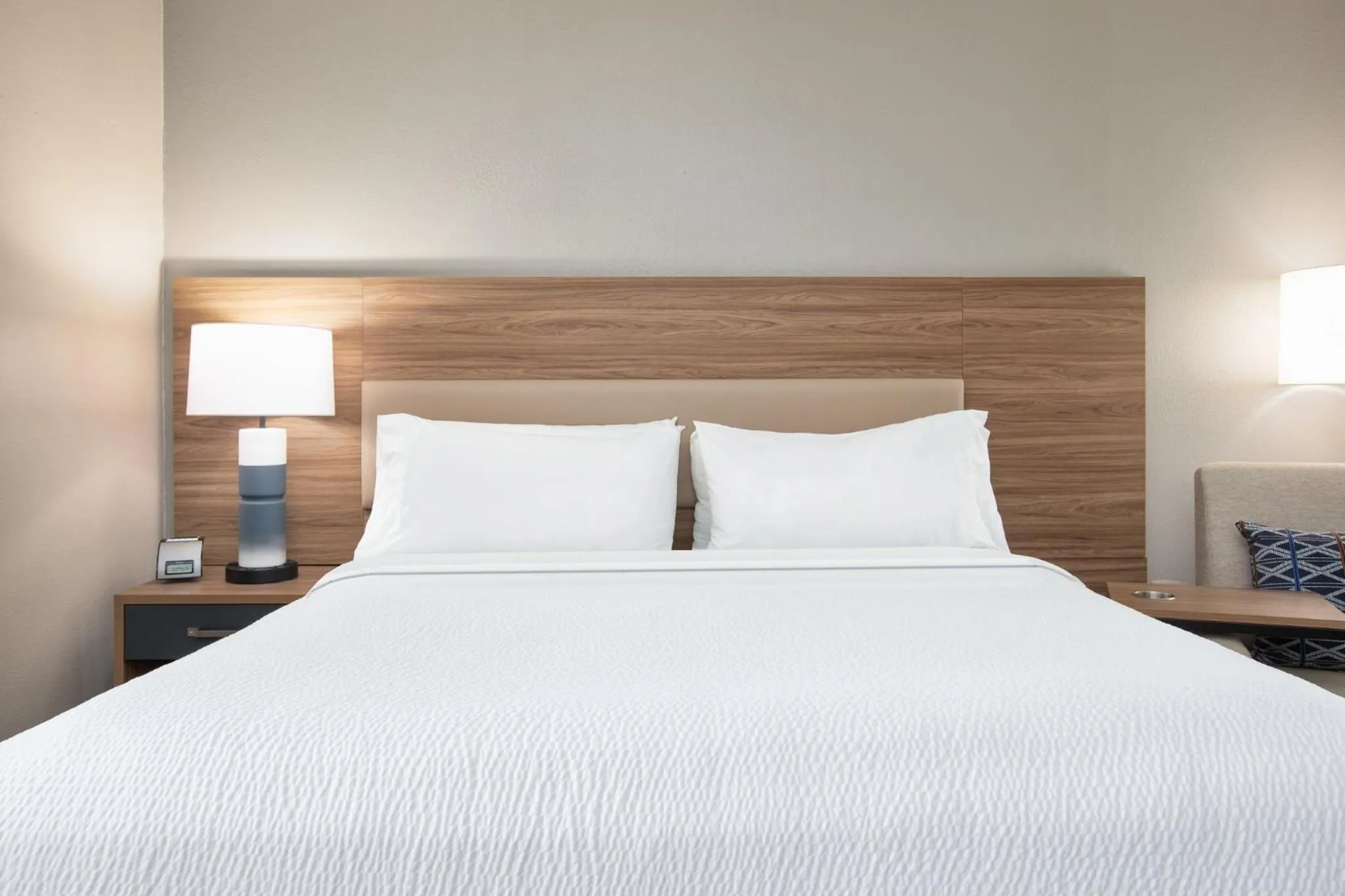 Photo of the whole room, Bed in Candlewood Suites Conway by IHG