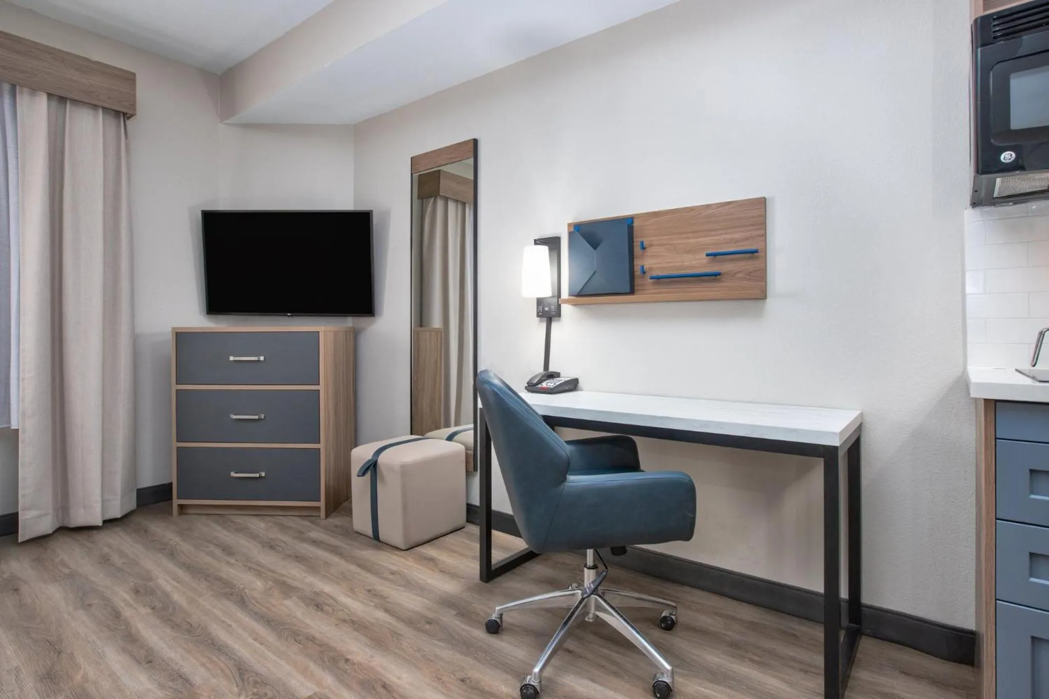 Photo of the whole room in Candlewood Suites Conway by IHG