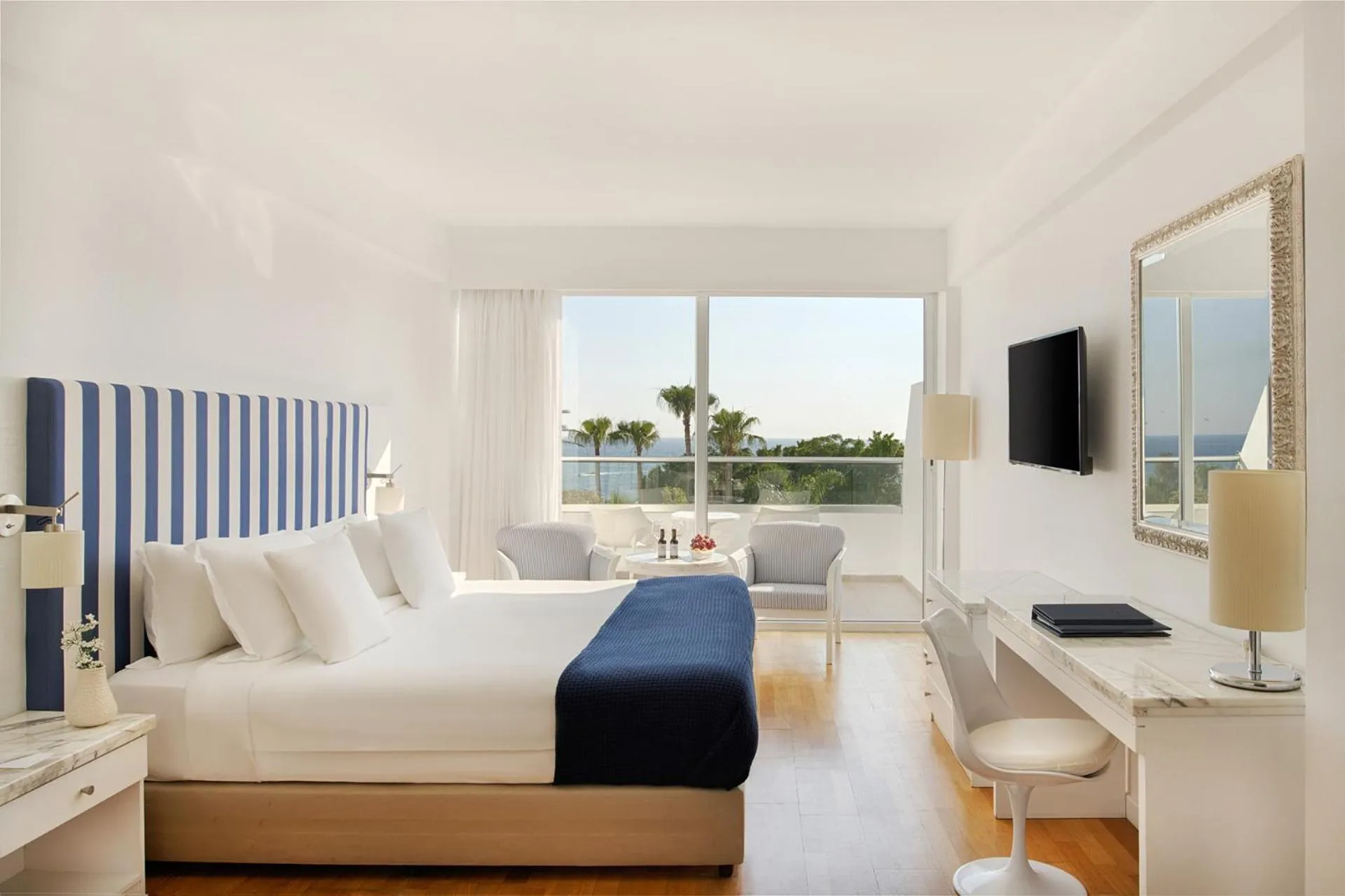 Bed in Grecian Sands Hotel