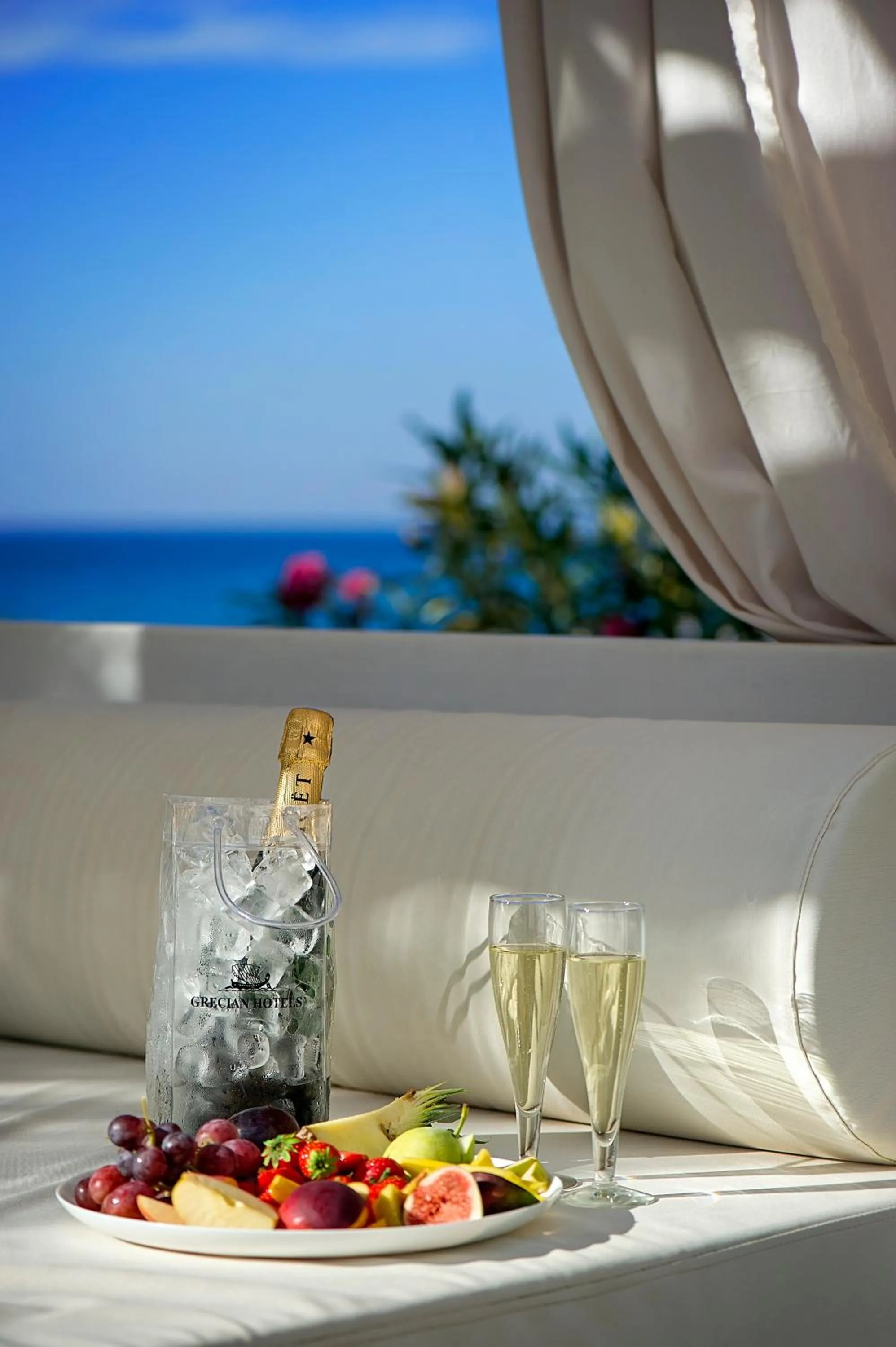 Garden in Grecian Sands Hotel