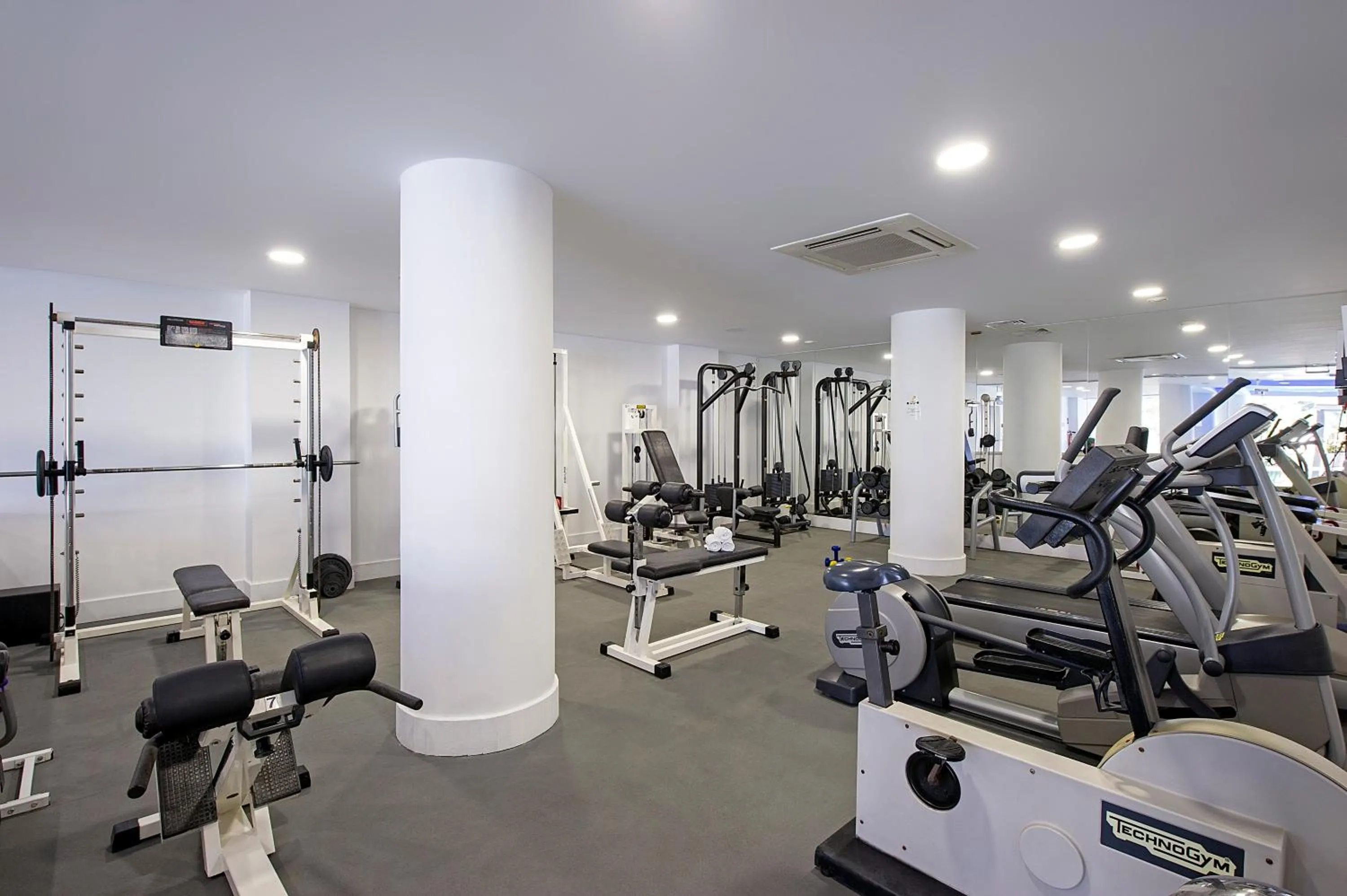 Fitness centre/facilities in Grecian Sands Hotel