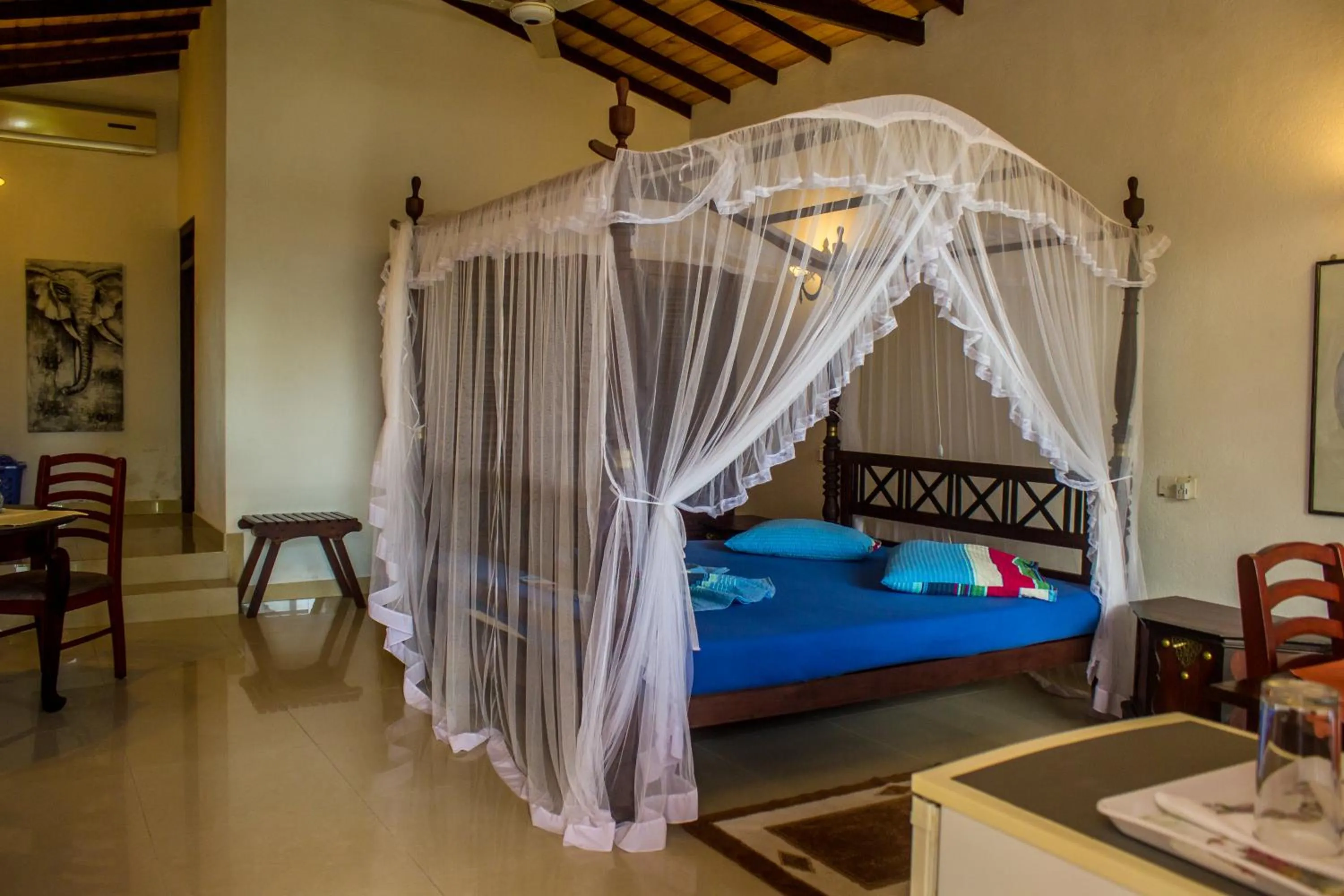 Photo of the whole room, Bed in Hotel Panorama