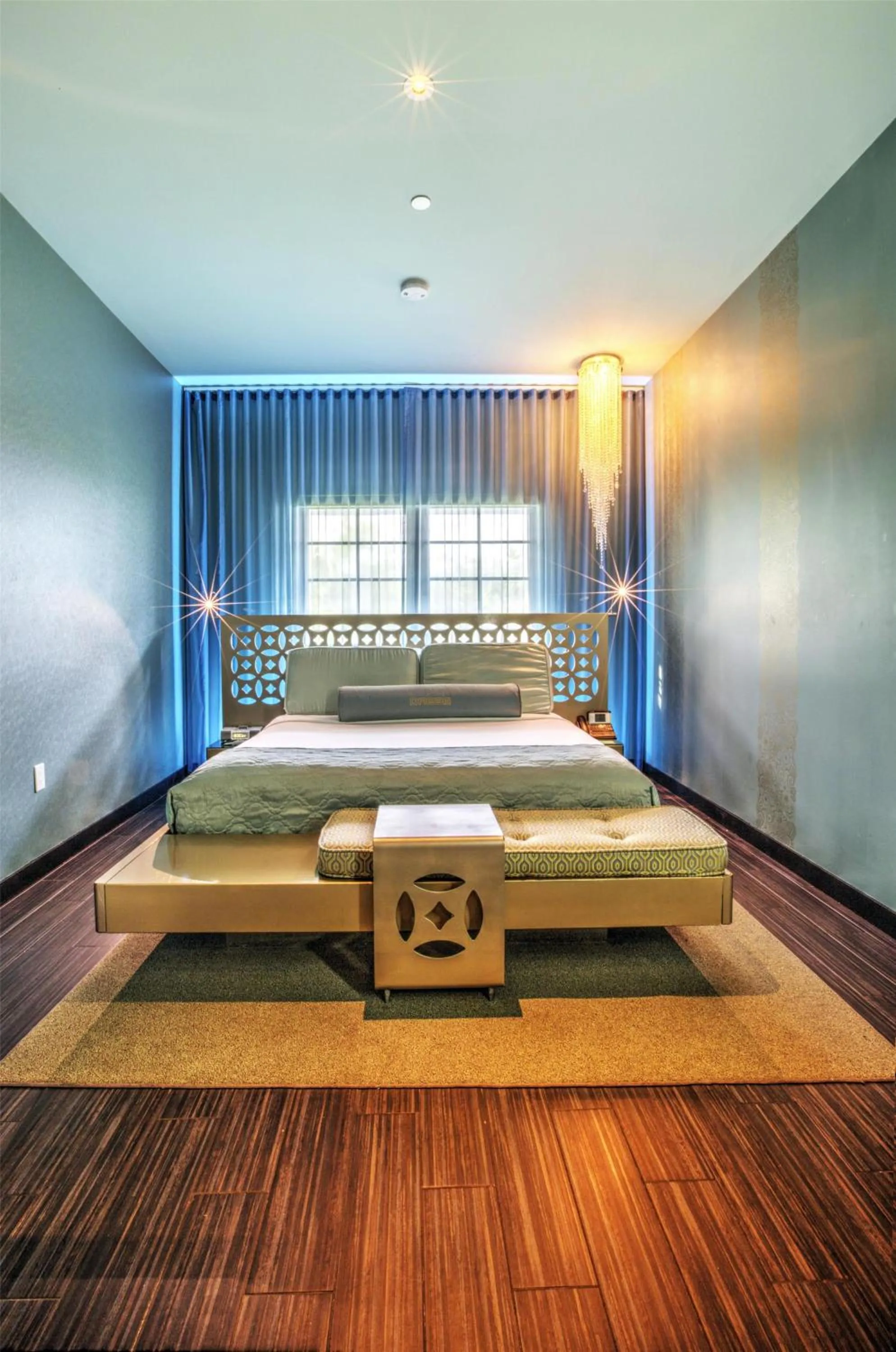 Bedroom, Bed in Dream South Beach, by Hyatt