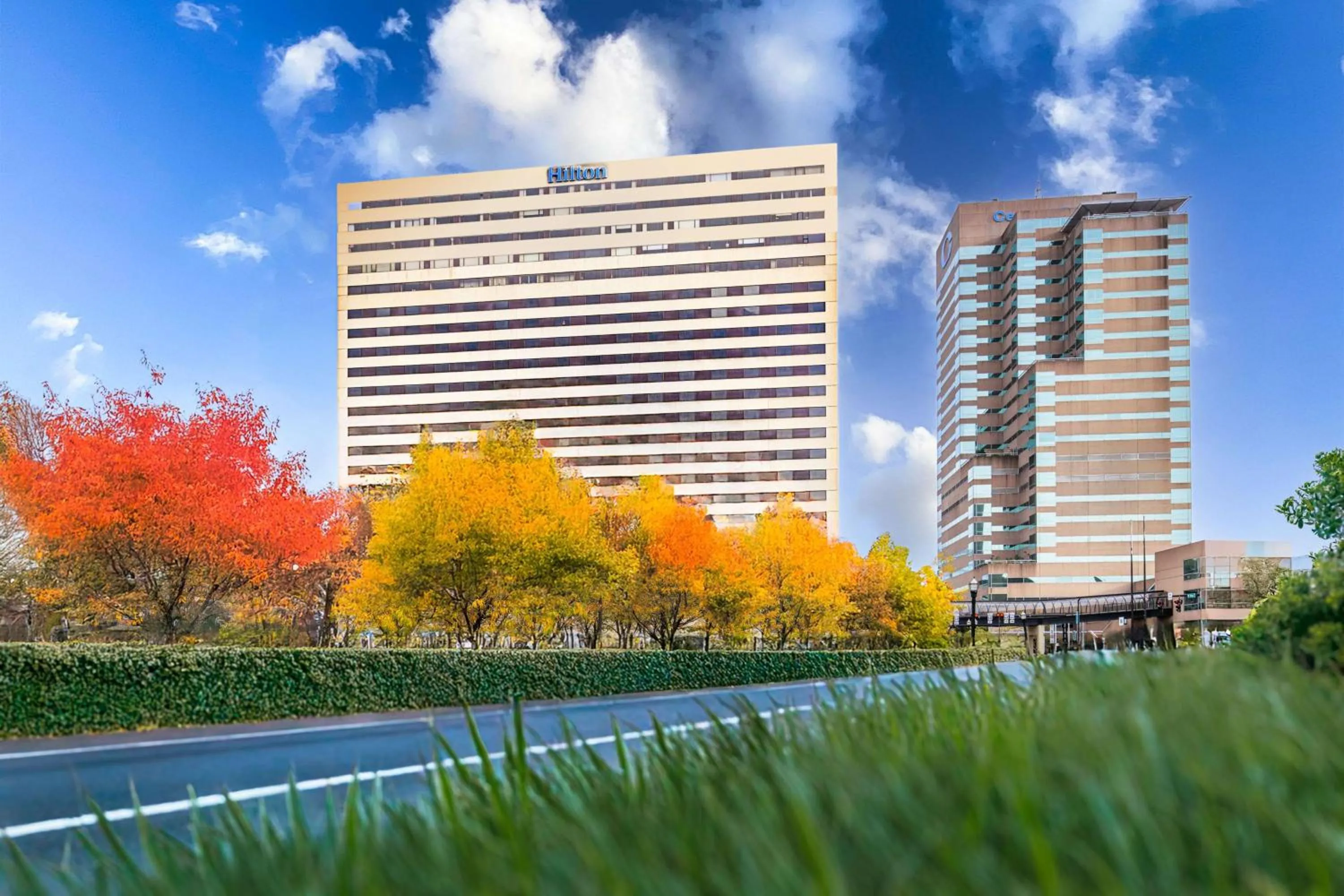 Property building in Hilton Lexington Downtown