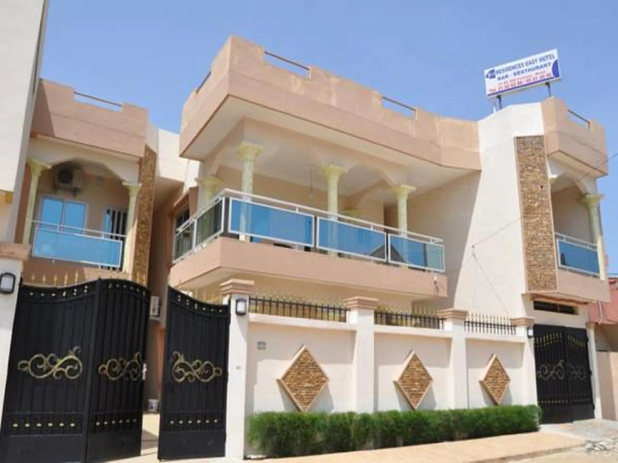 Facade/entrance in Hôtels Résidences Easy