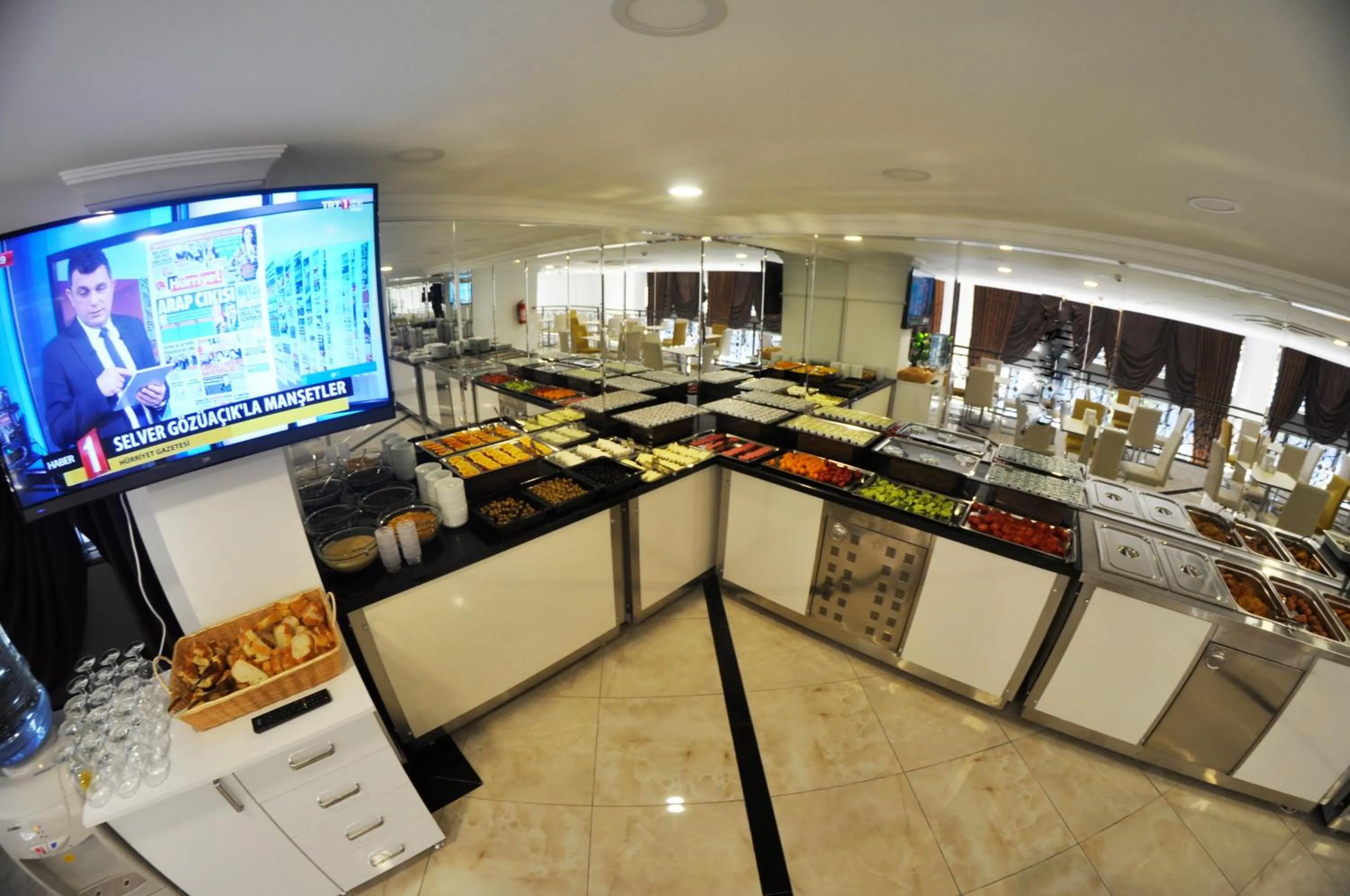 Restaurant/places to eat in Ozyigit Otel