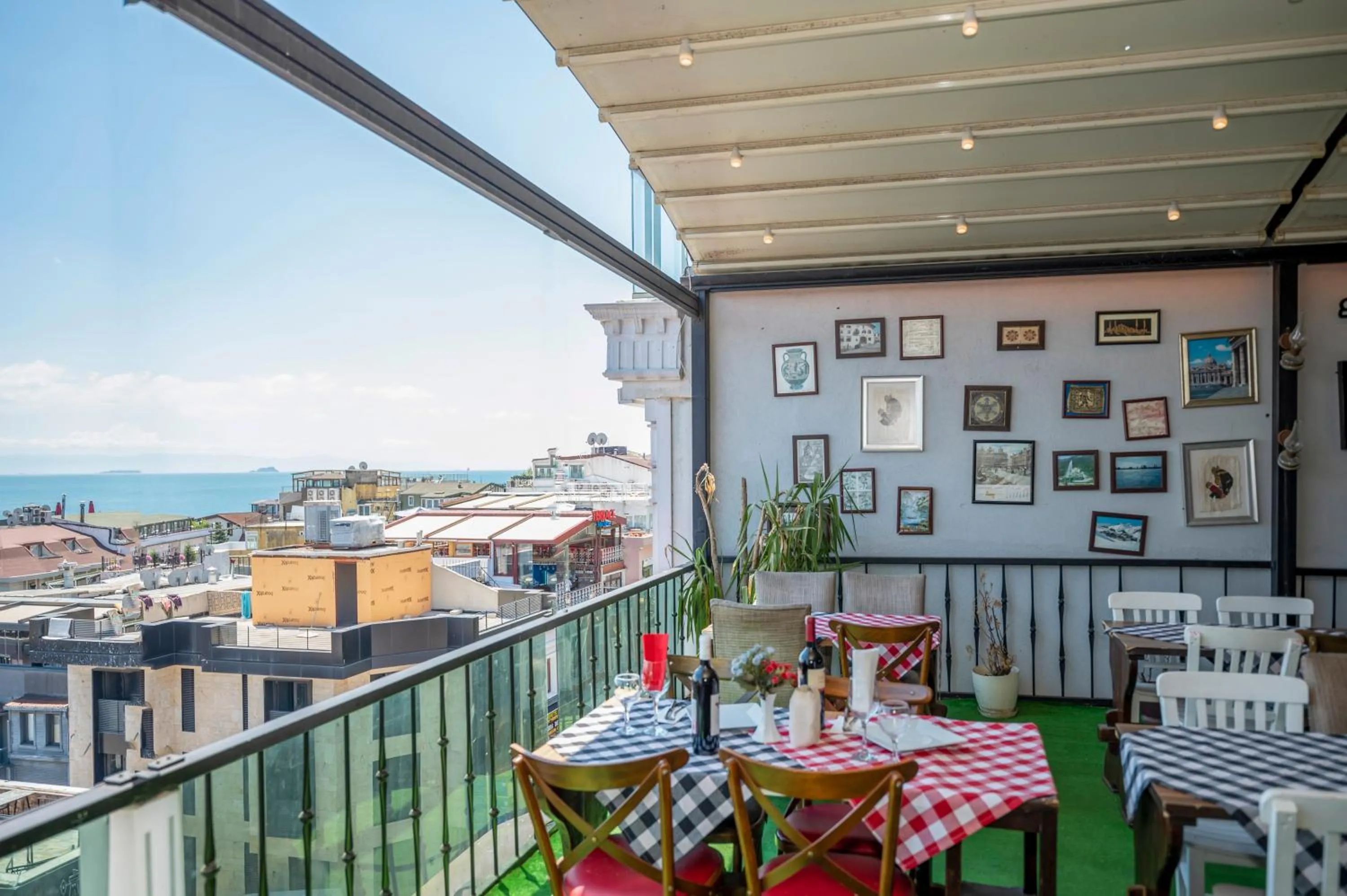 Balcony/Terrace in Valdivia Hotel