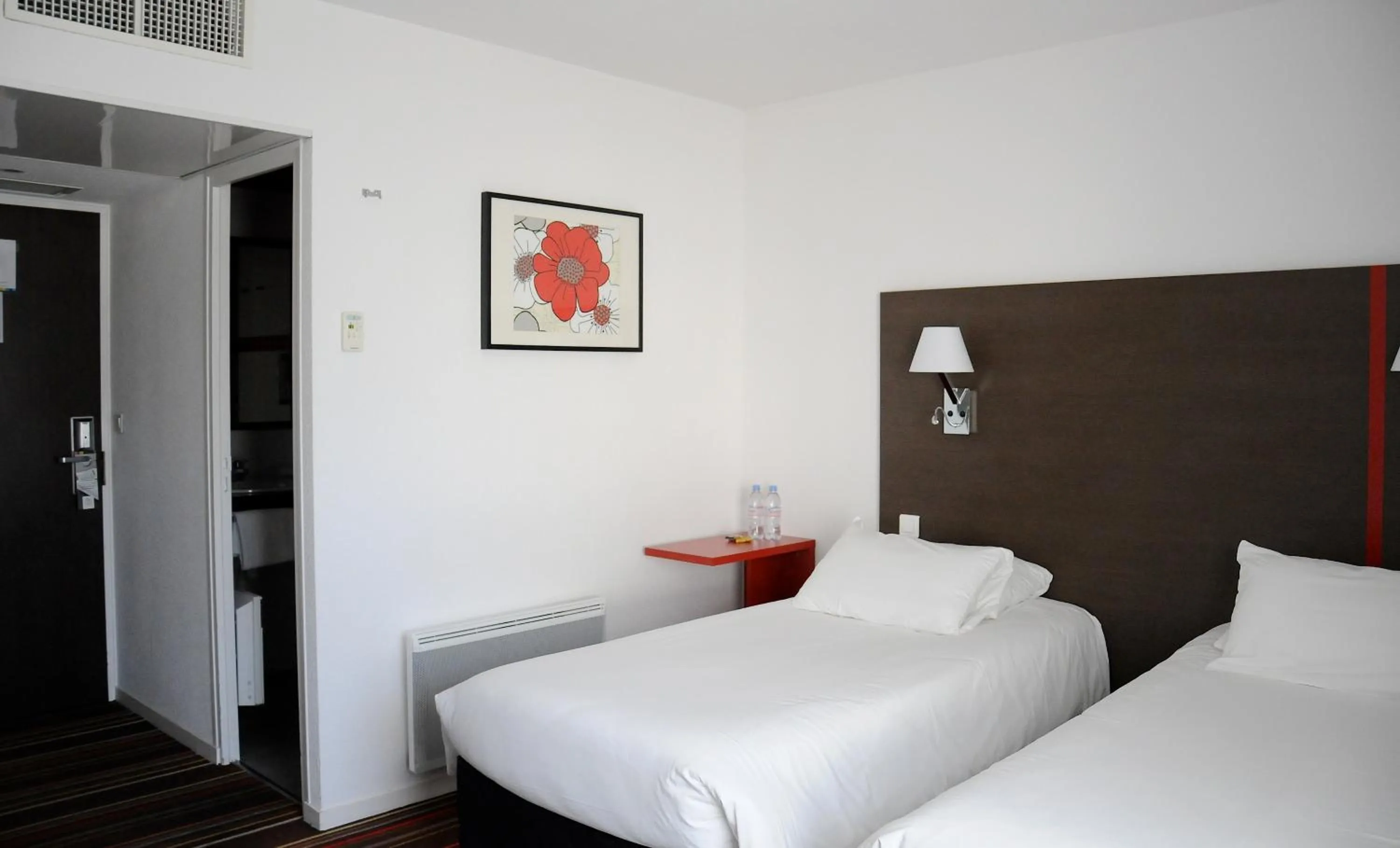 Bed in ibis Styles Segre