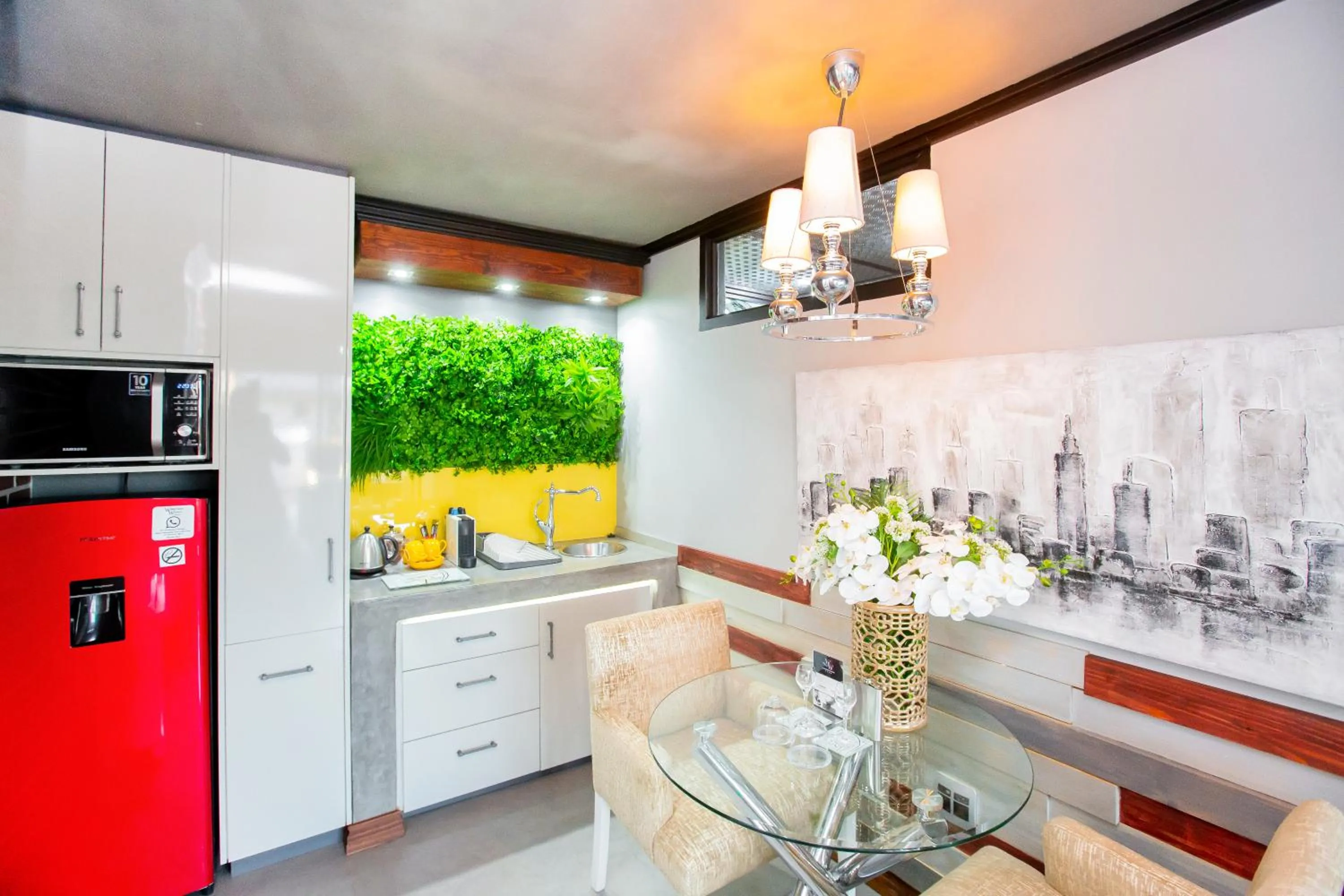 Kitchen or kitchenette in Wilderness Waters Boutique Suites - Adults Only