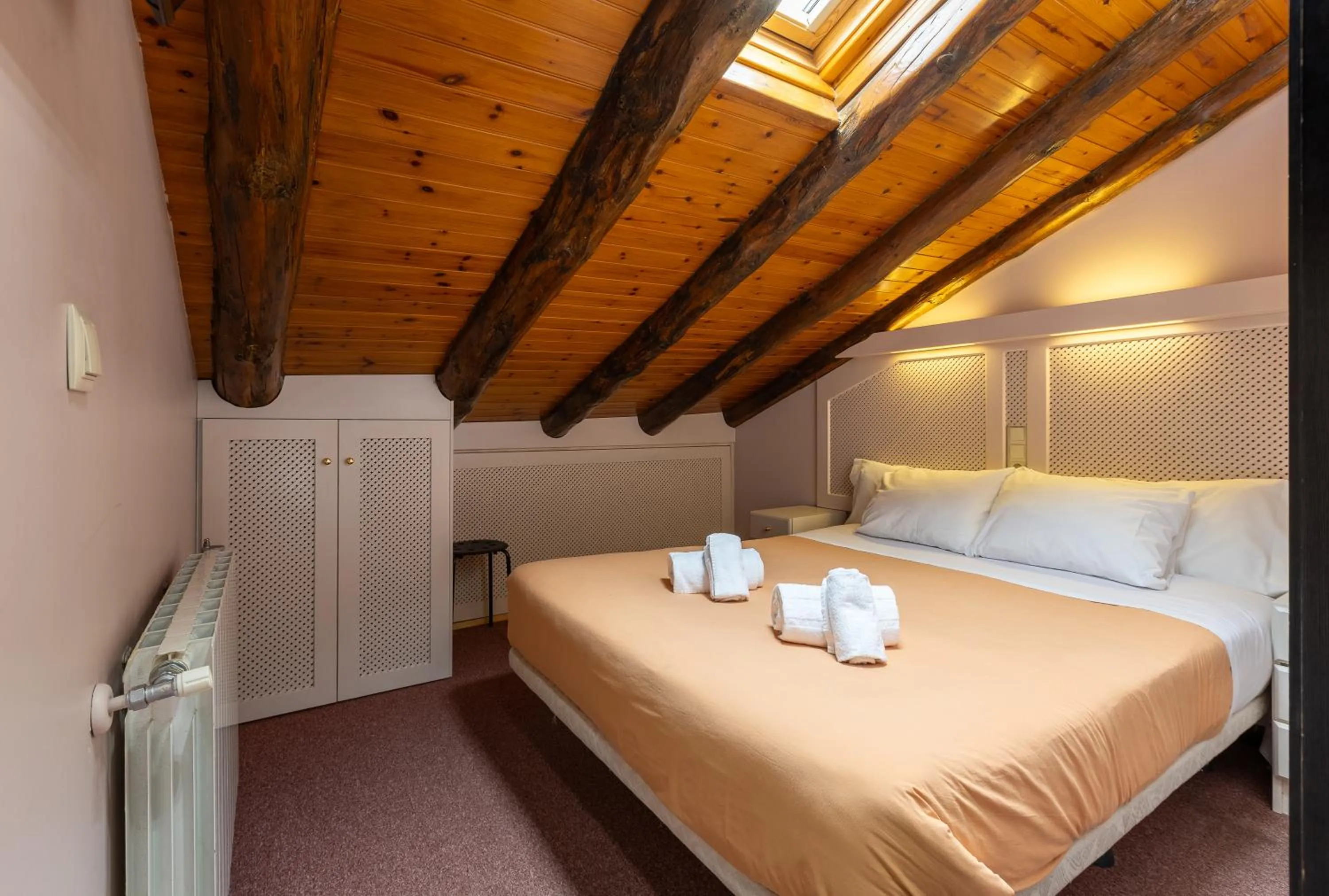 Bed in Hotel Micolau