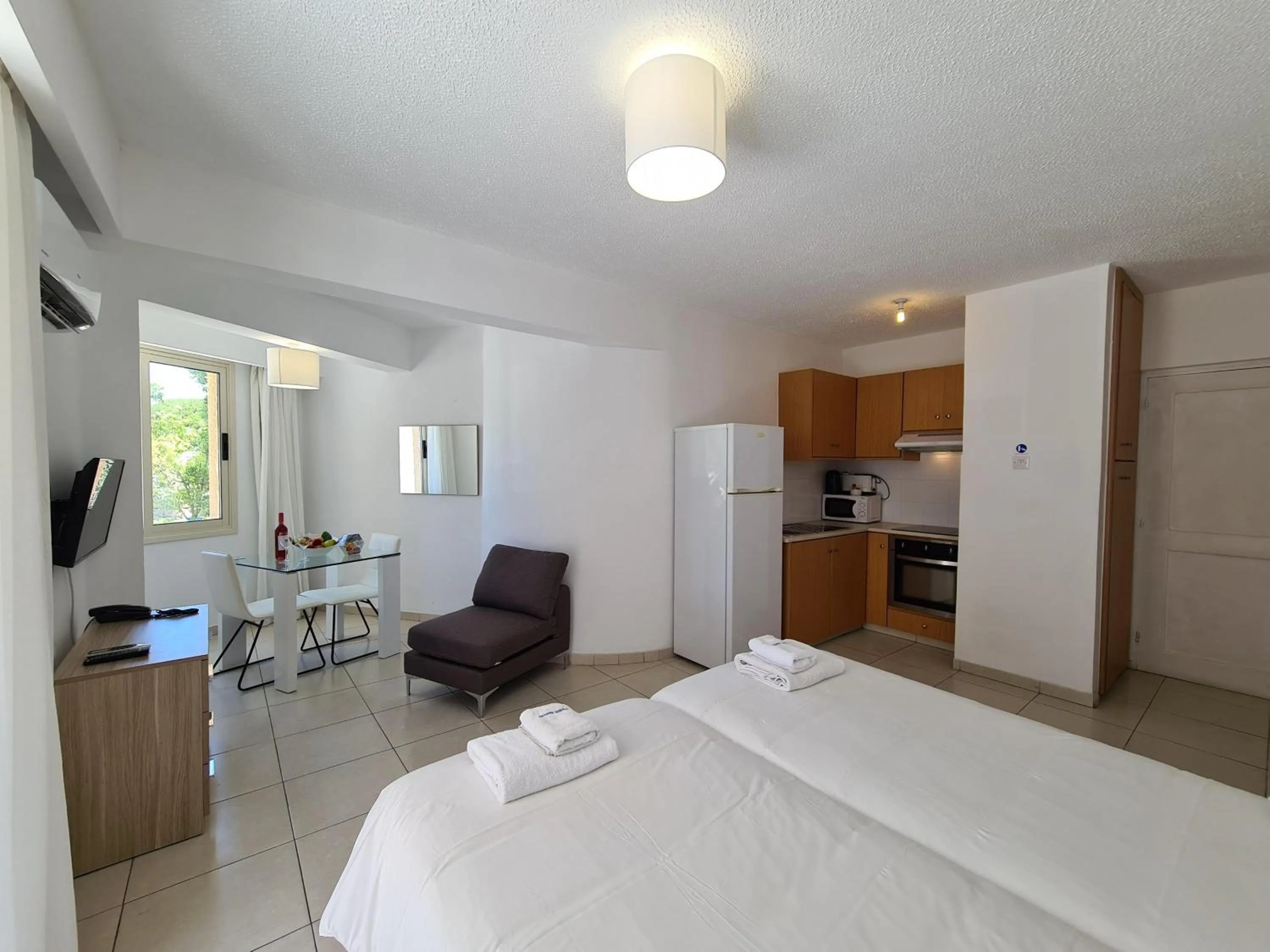 Photo of the whole room, Bed in Basilica Holiday Resort