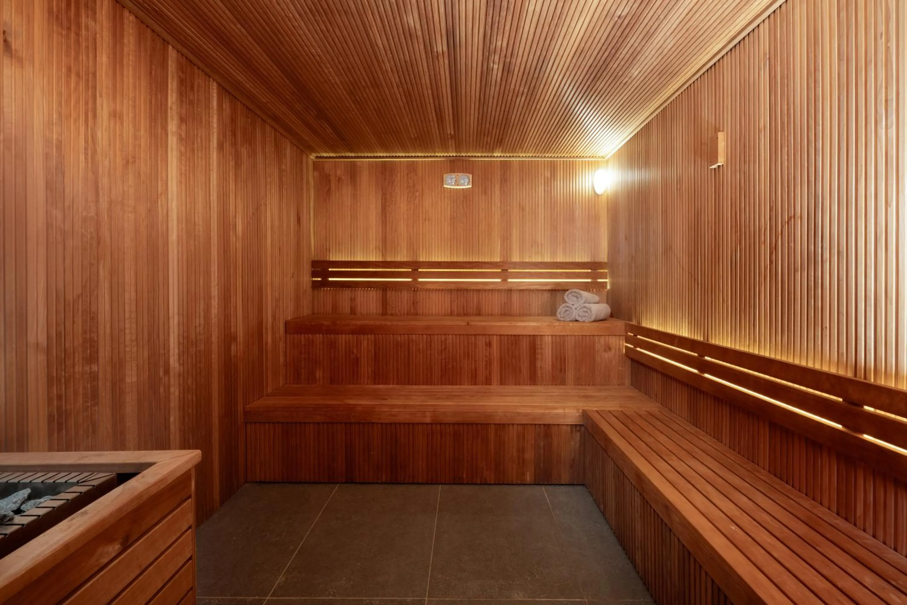 Sauna in Leonardo Plaza City Tower Tel Aviv