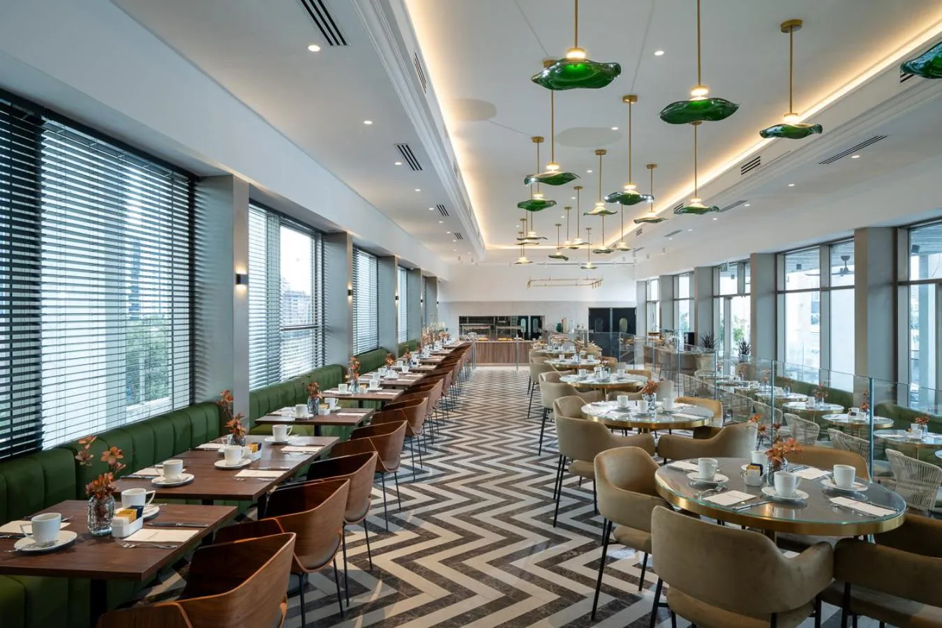 Restaurant/places to eat in Leonardo Plaza City Tower Tel Aviv