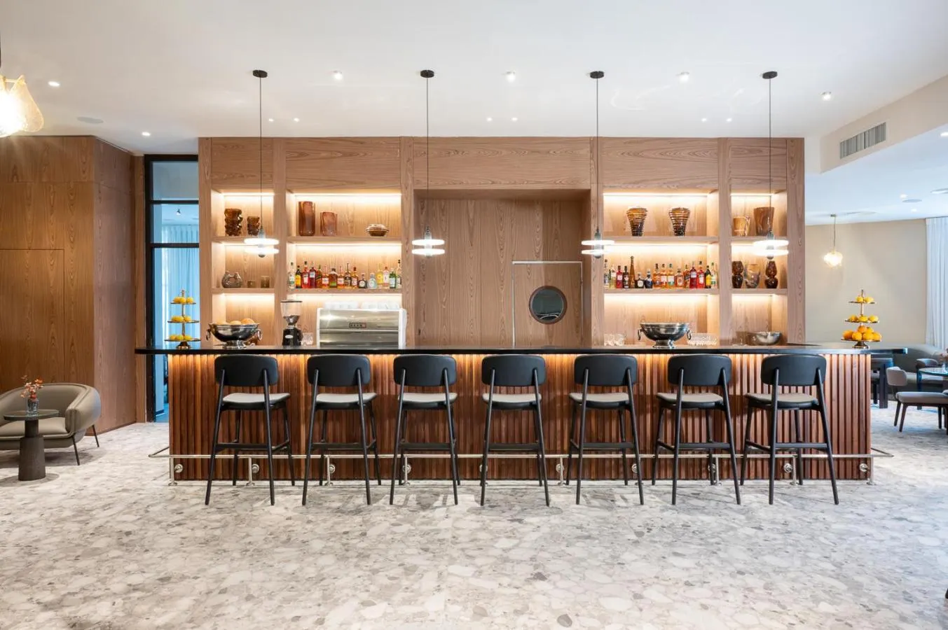 Restaurant/places to eat in Leonardo Plaza City Tower Tel Aviv