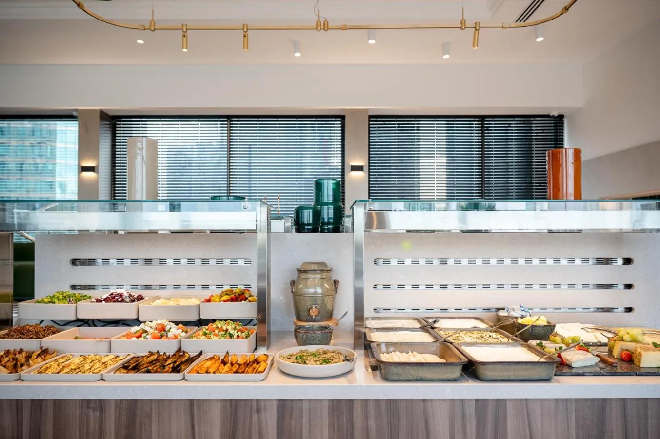 Buffet breakfast in Leonardo Plaza City Tower Tel Aviv